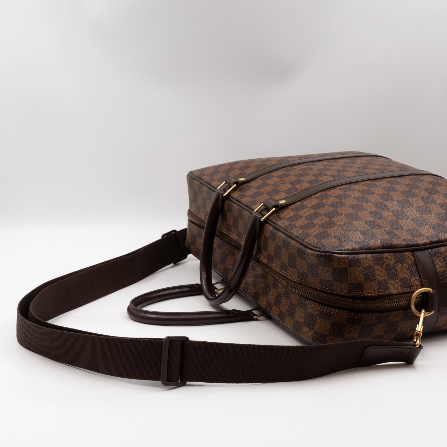 Porte Documents Voyage GM Briefcase Damier Ebene