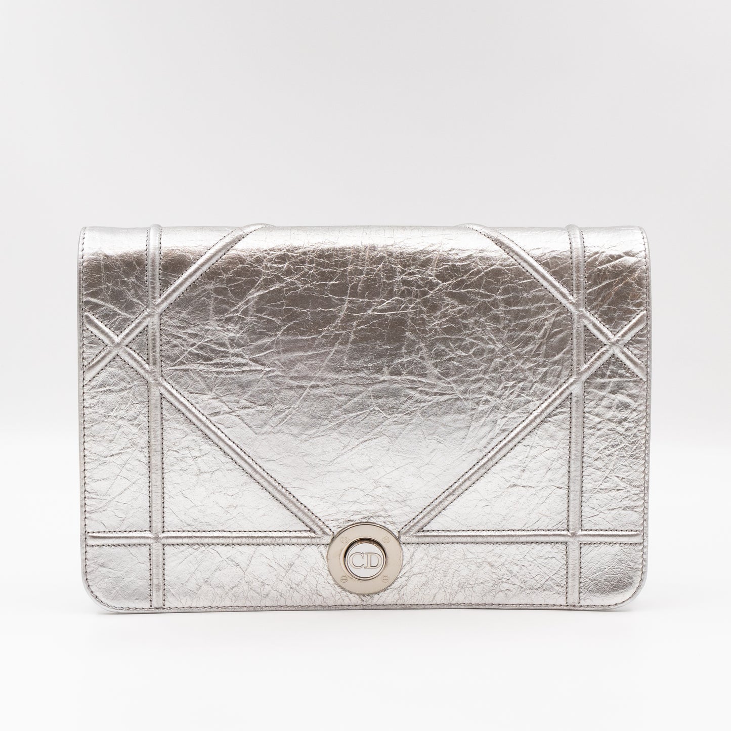 Diorama Clutch Metallic Silver Calfskin Leather