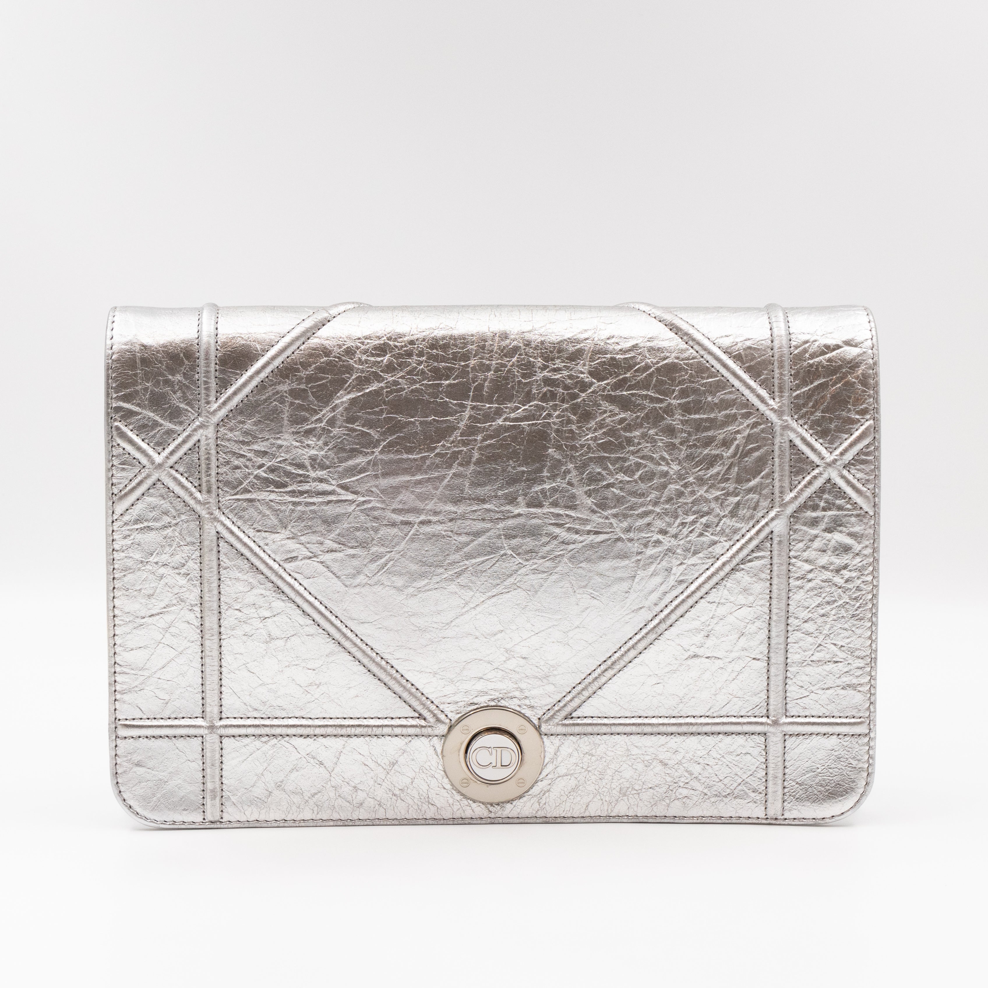Diorama Clutch Metallic Silver Calfskin Leather