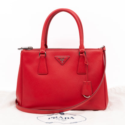 Galleria Medium Double Zip Red Saffiano