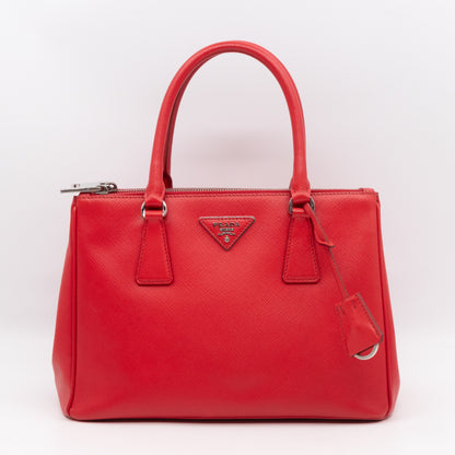 Galleria Medium Double Zip Red Saffiano