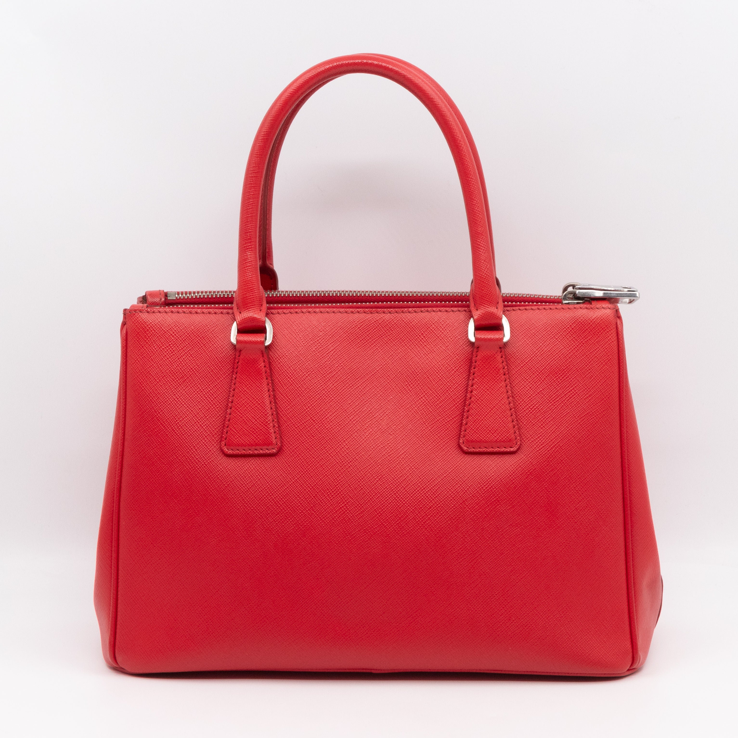 Galleria Medium Double Zip Red Saffiano