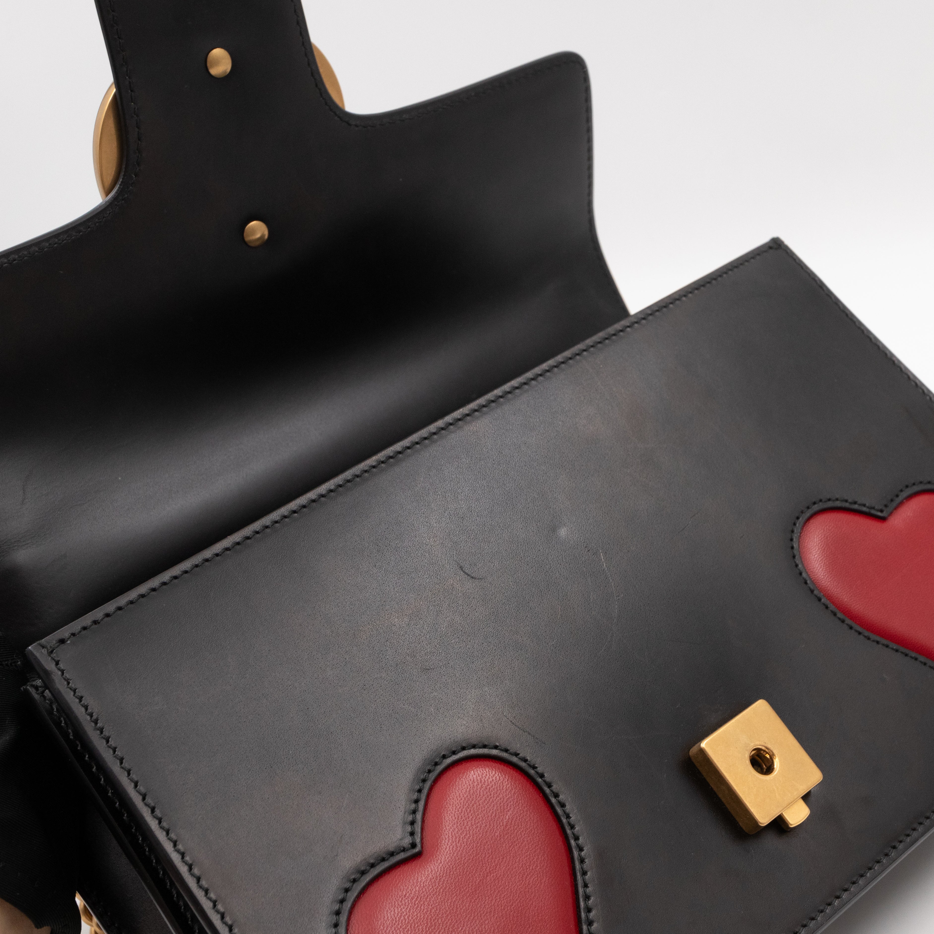 GG Marmont Medium Malaga Kid Heart Chain Bag Black Leather