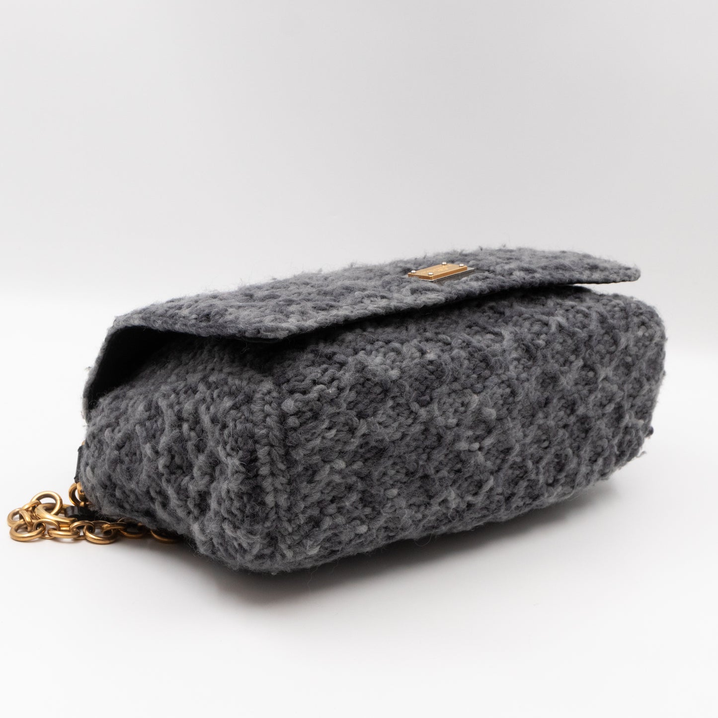 Flap Shoulder Bag Grey Knitted Wool Gold