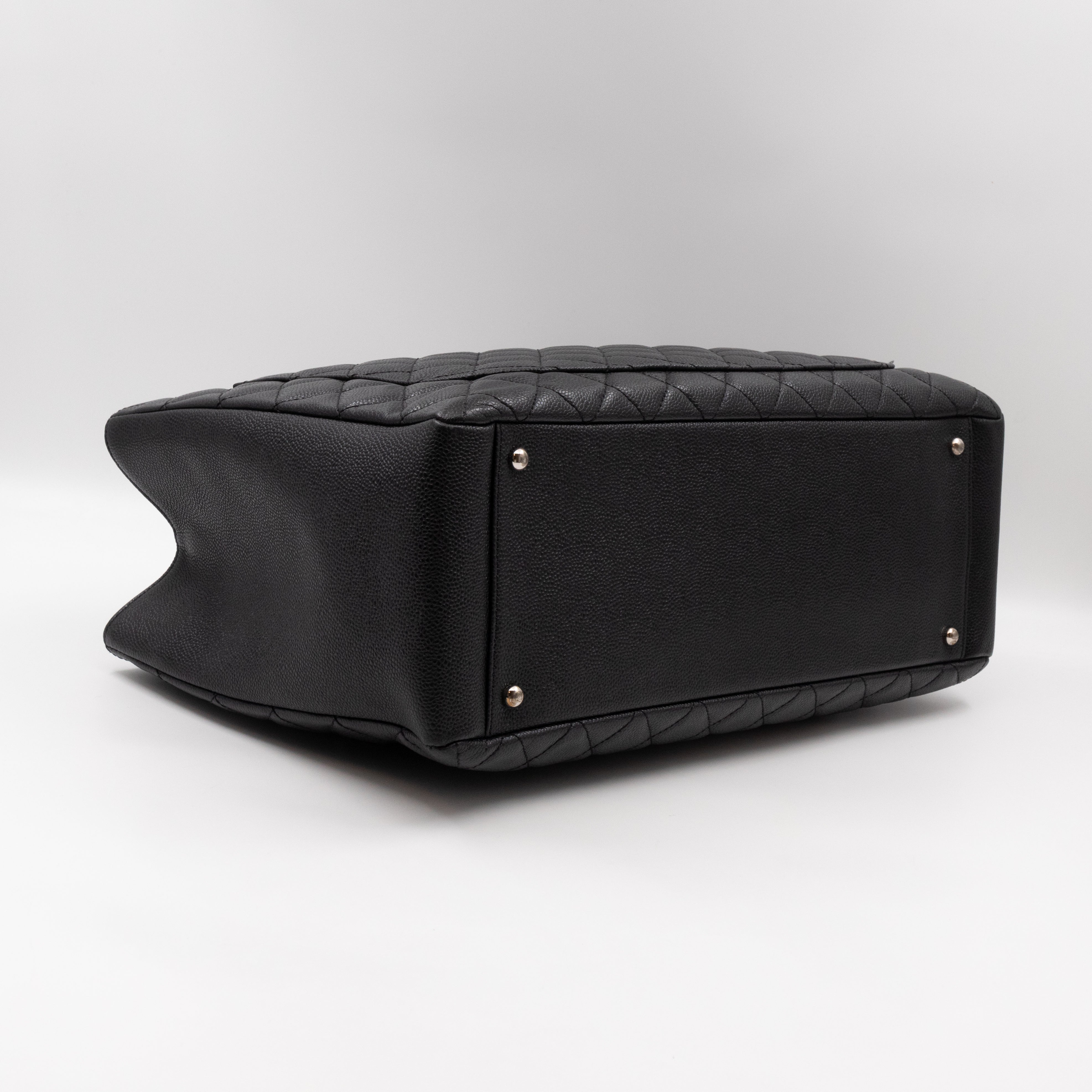 GST XL Grand Shopping Tote Black Caviar Silver
