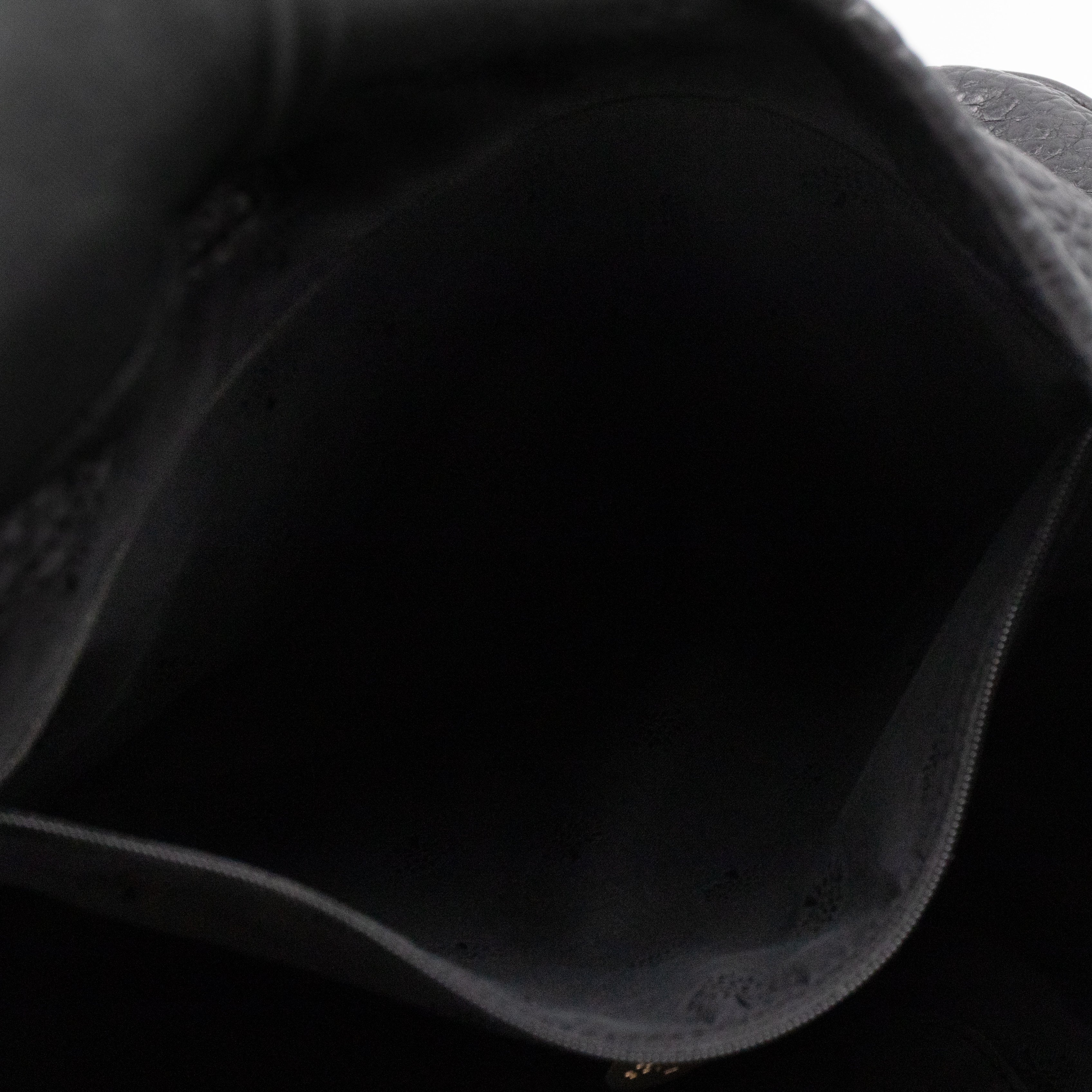 Evelina Hobo Black Leather