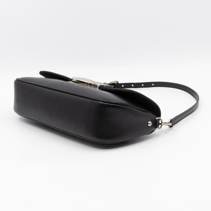 Pochette Montaigne Black Epi Leather