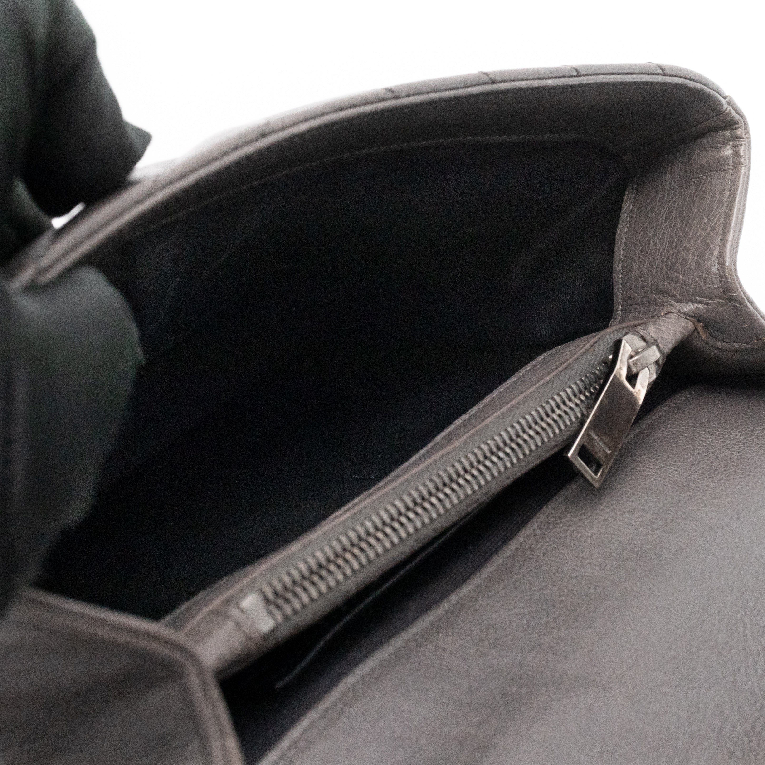 College Medium Chevron Quilted Gray Leather