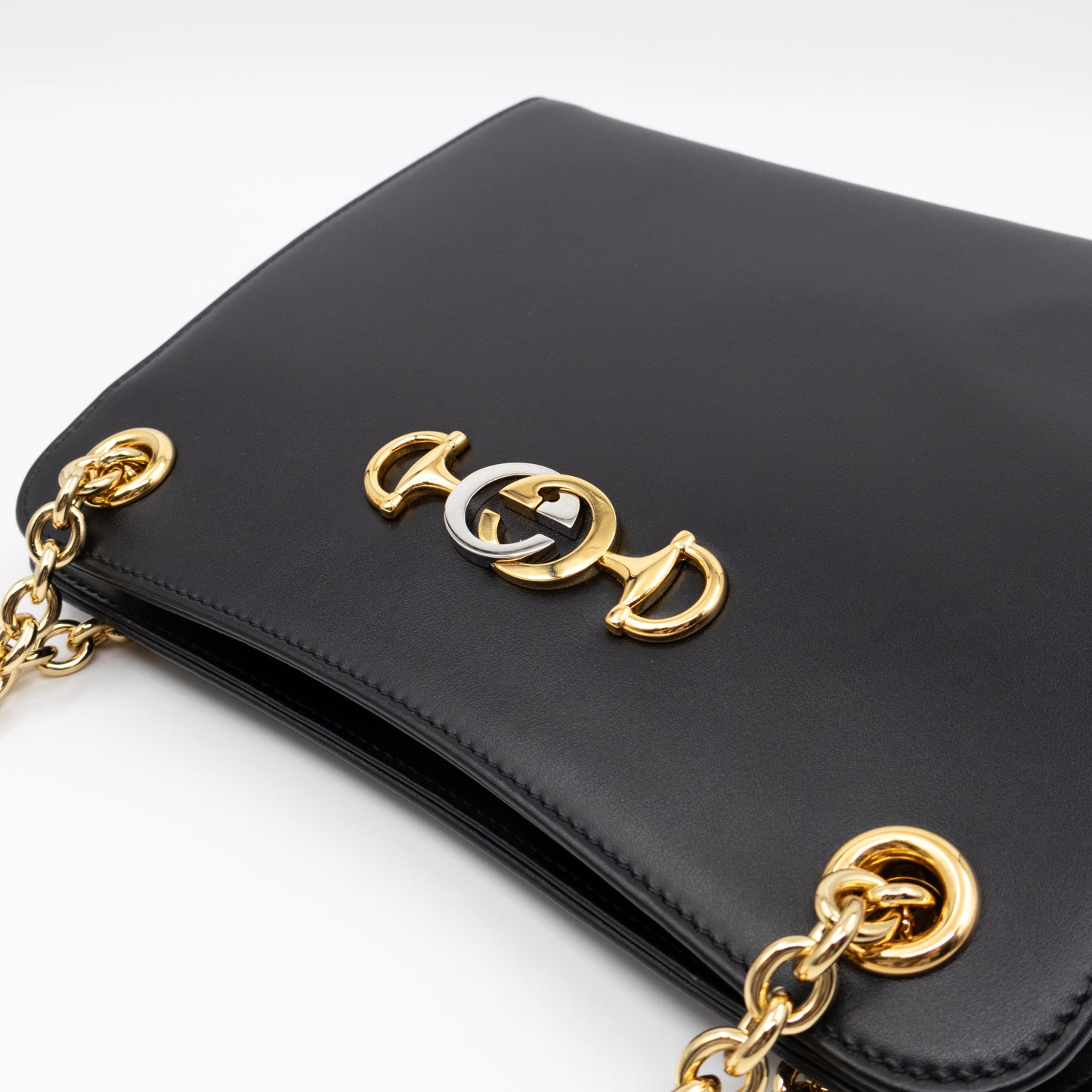 Zumi Chain Shoulder Bag Black Leather