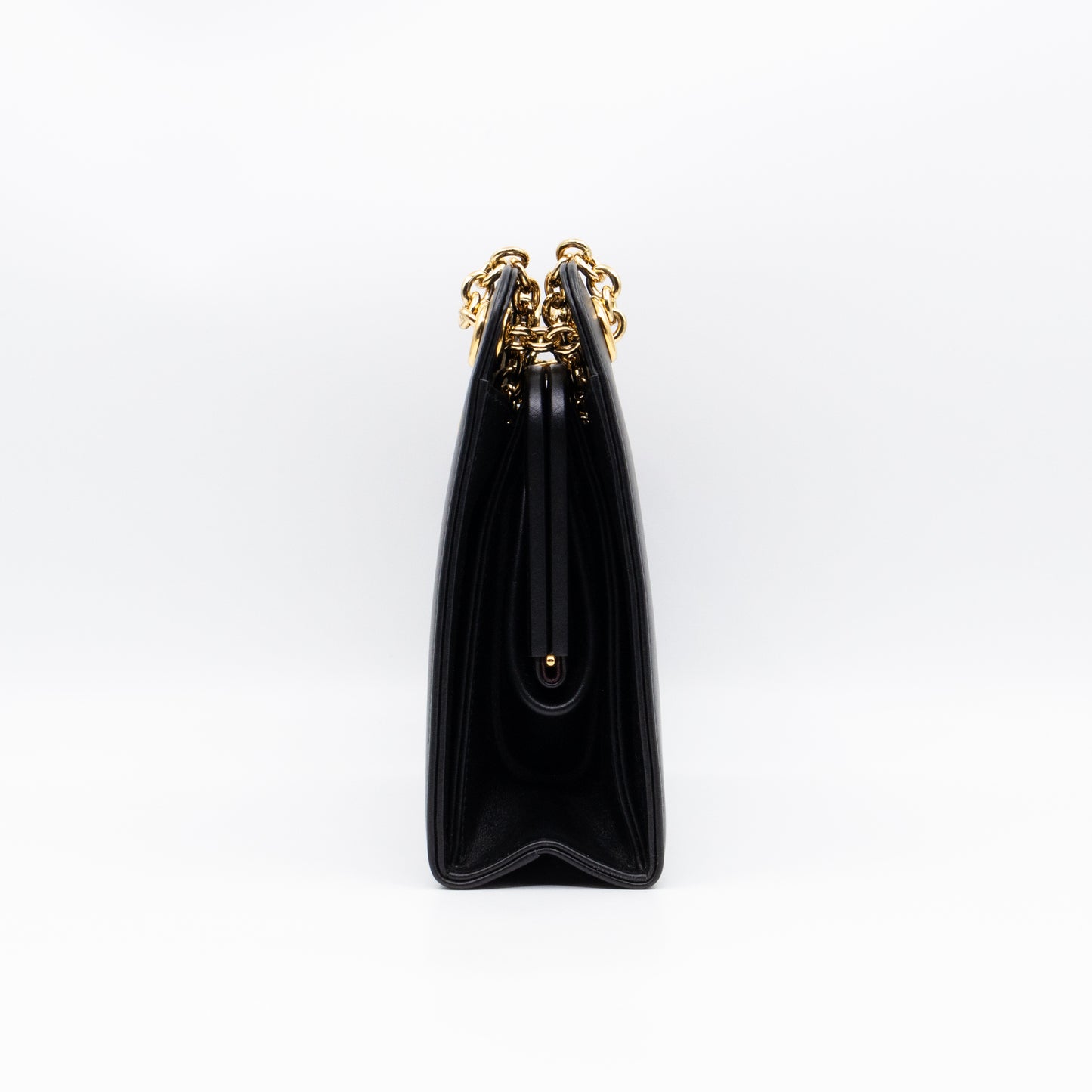 Zumi Chain Shoulder Bag Black Leather