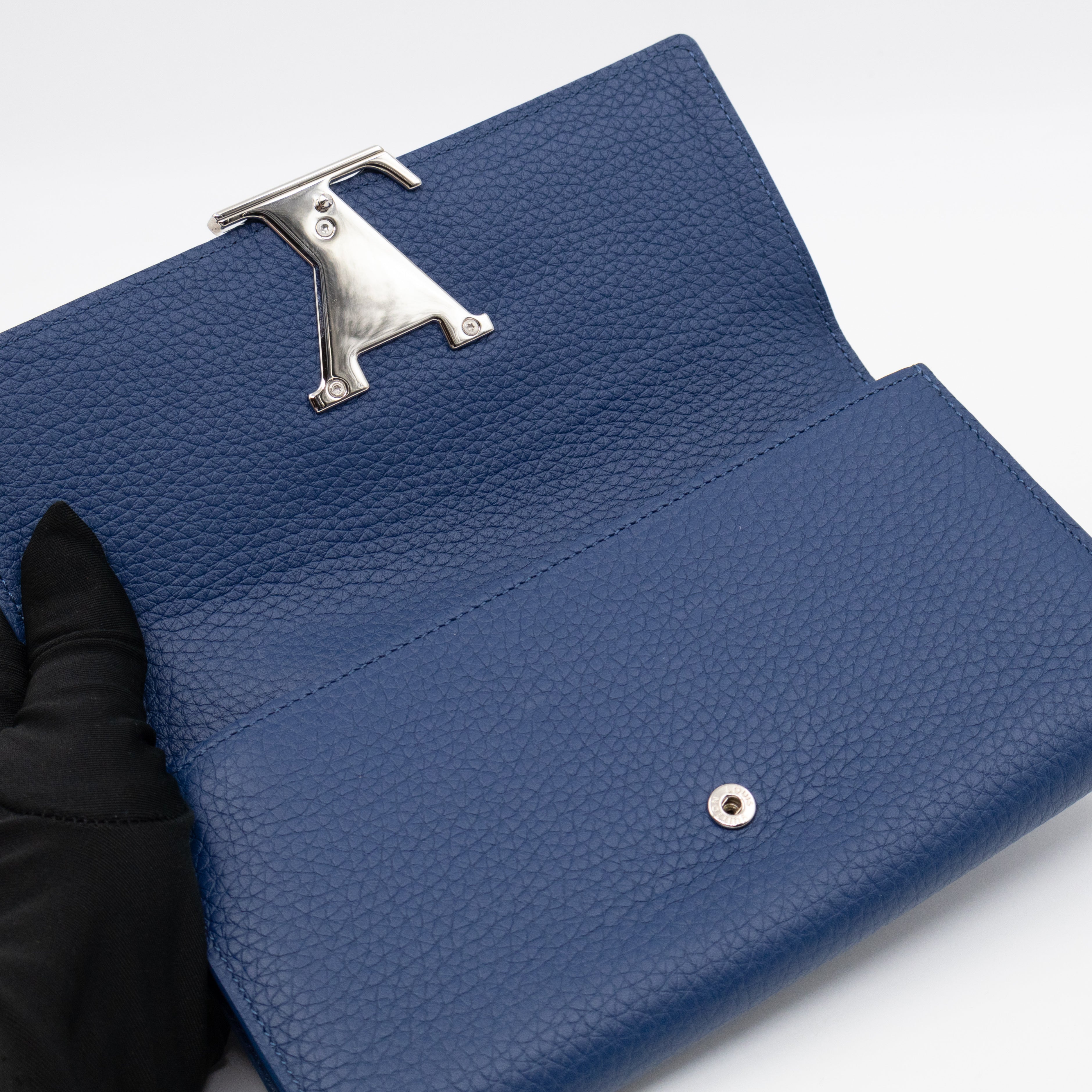 Capucines Wallet Blue Taurillon Leather