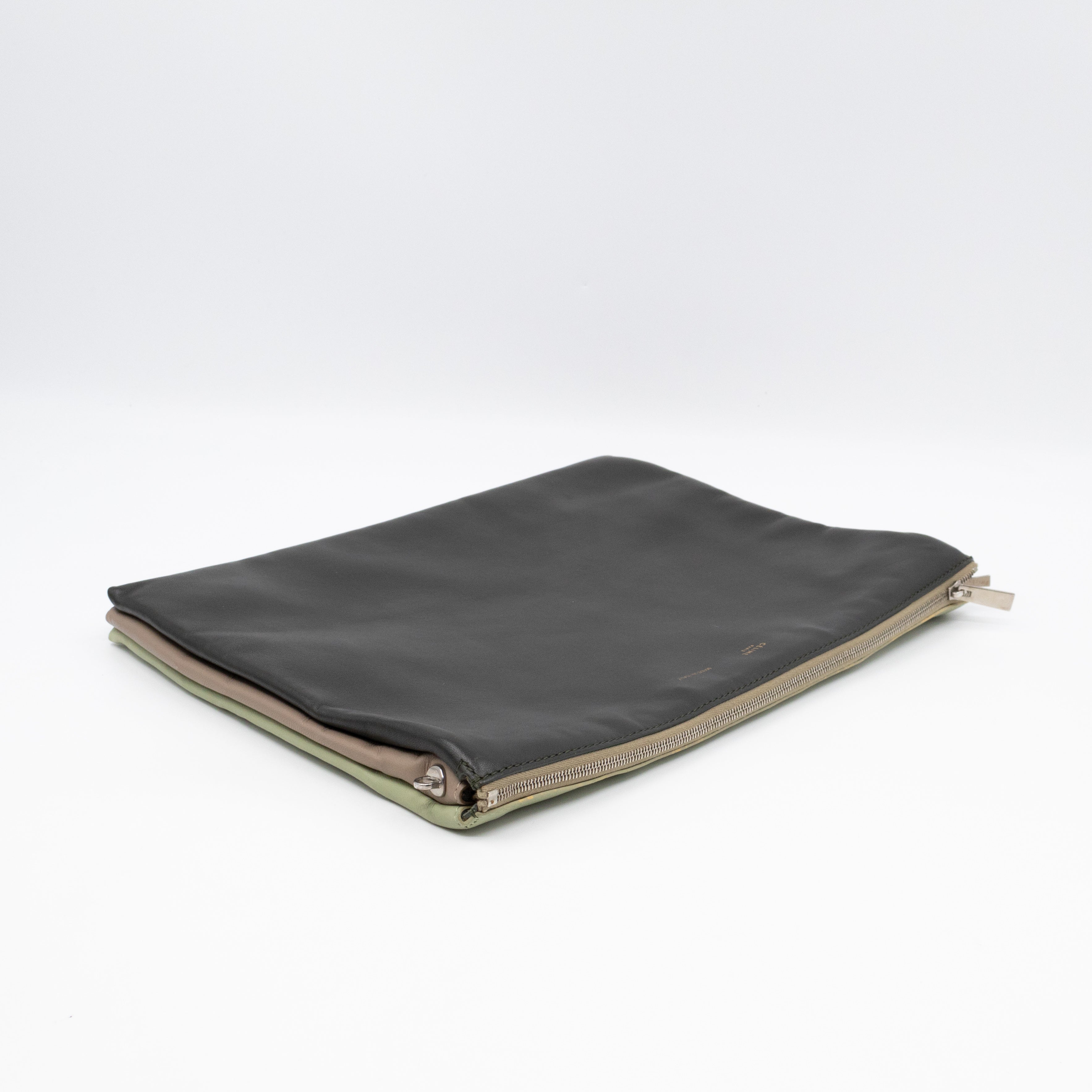 Soft Trio Zipped Bag Dark Green Leather