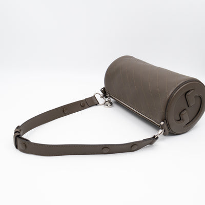 Small Blondie Shoulder Bag Diagonal Quilted Olive Leather