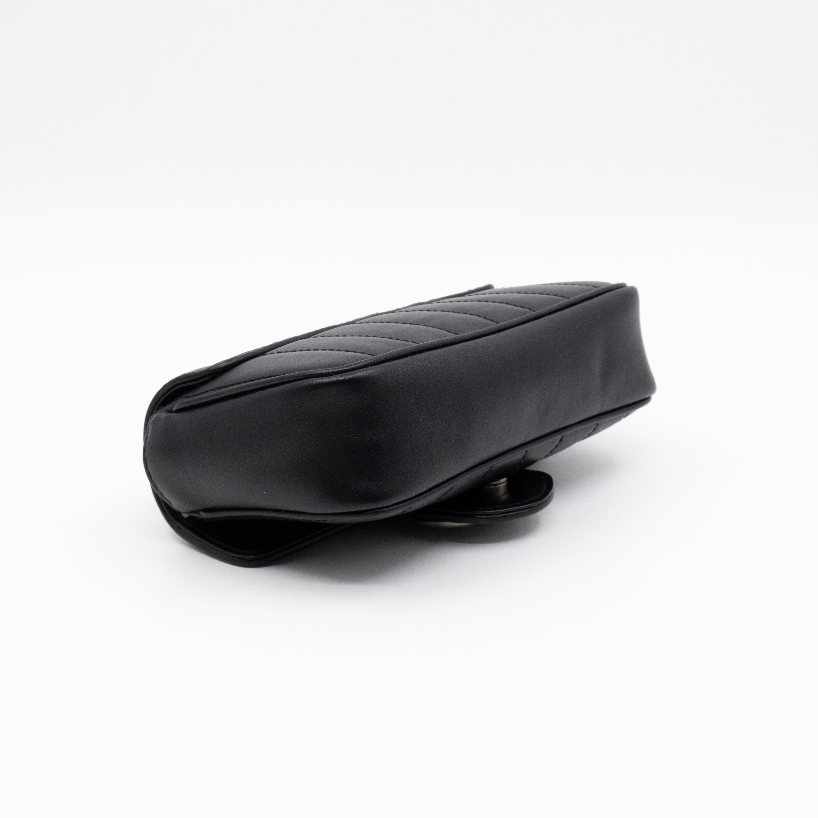 GG Marmont Flap Matelassé Super Mini Black Leather