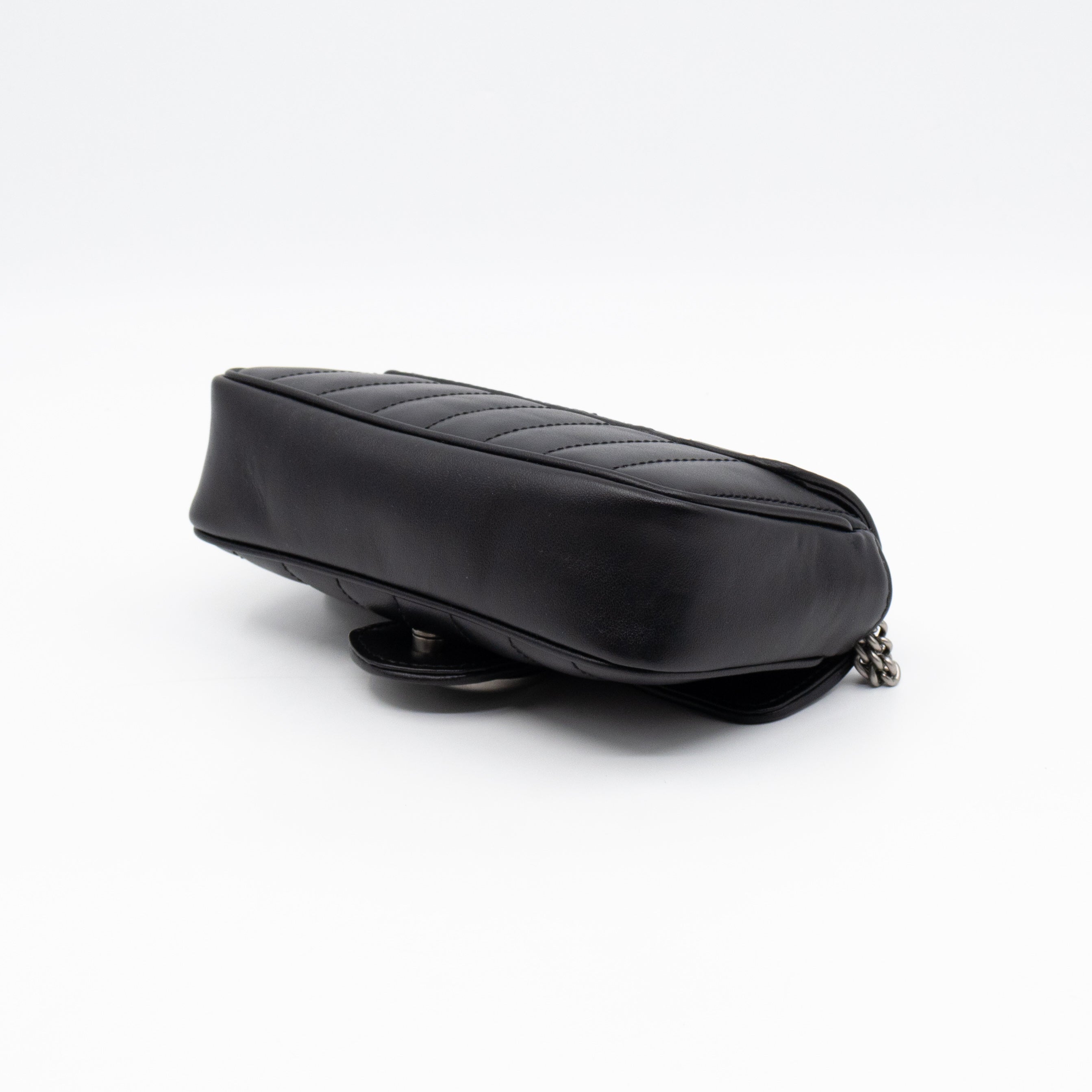 GG Marmont Flap Matelassé Super Mini Black Leather