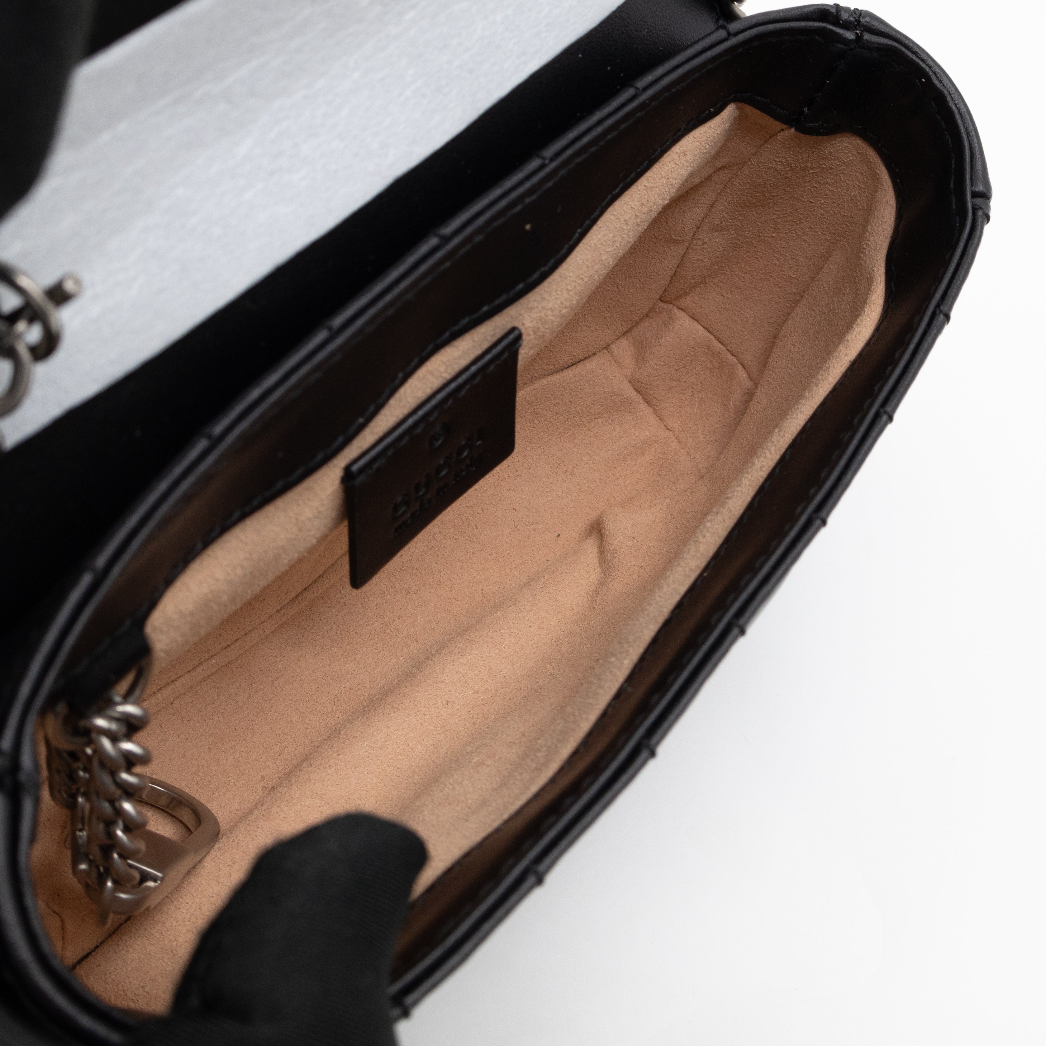 GG Marmont Flap Matelassé Super Mini Black Leather
