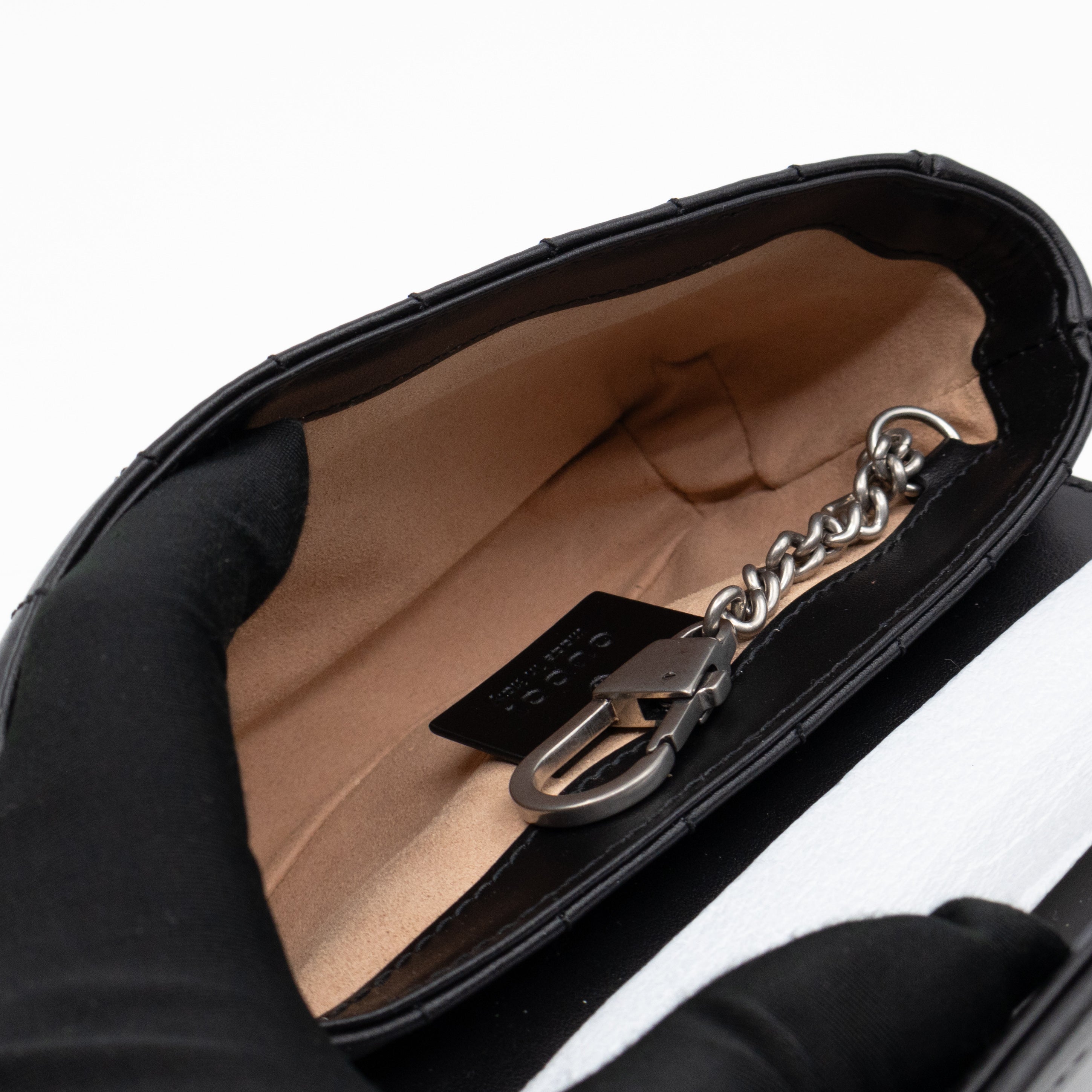 GG Marmont Flap Matelassé Super Mini Black Leather