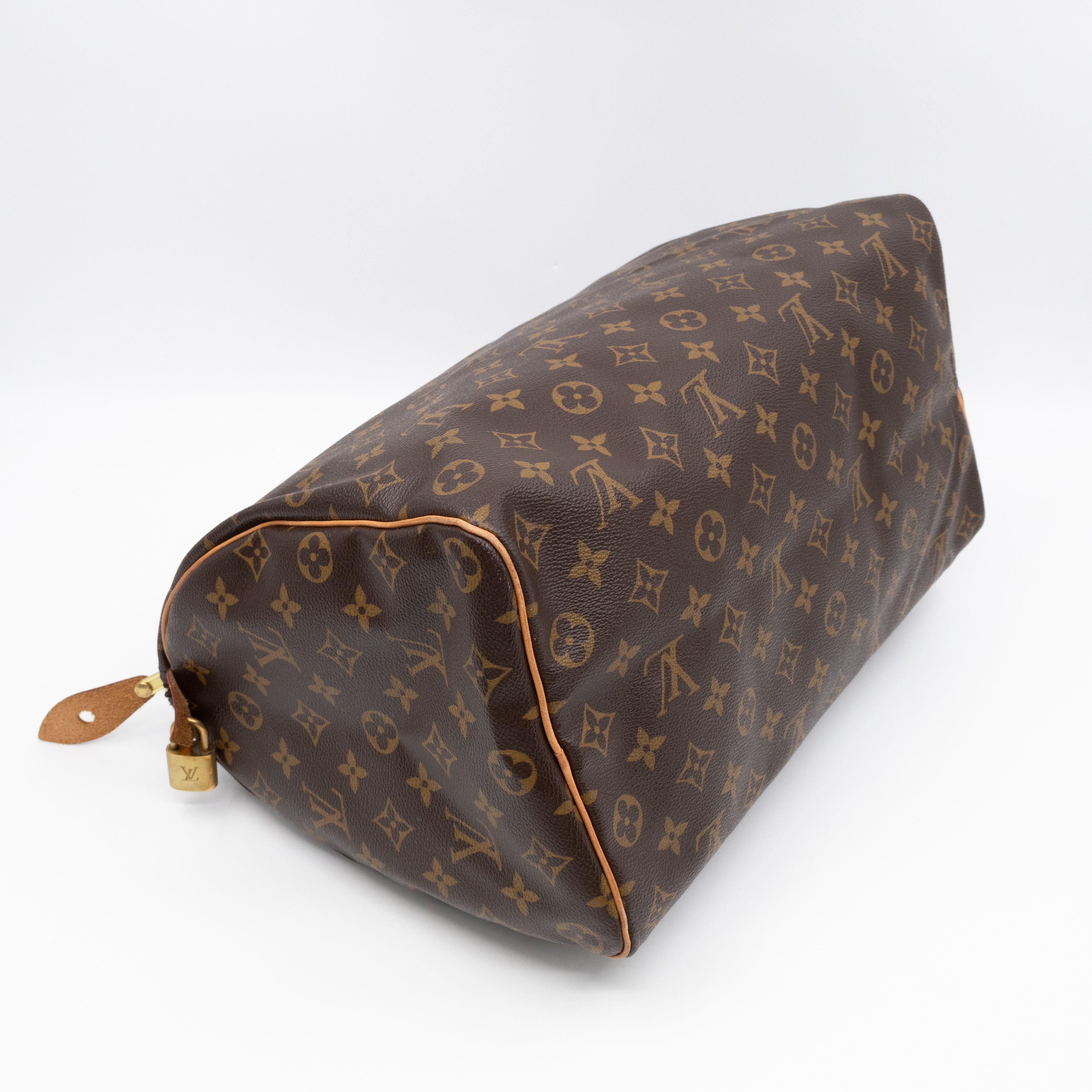 Speedy 35 Monogram