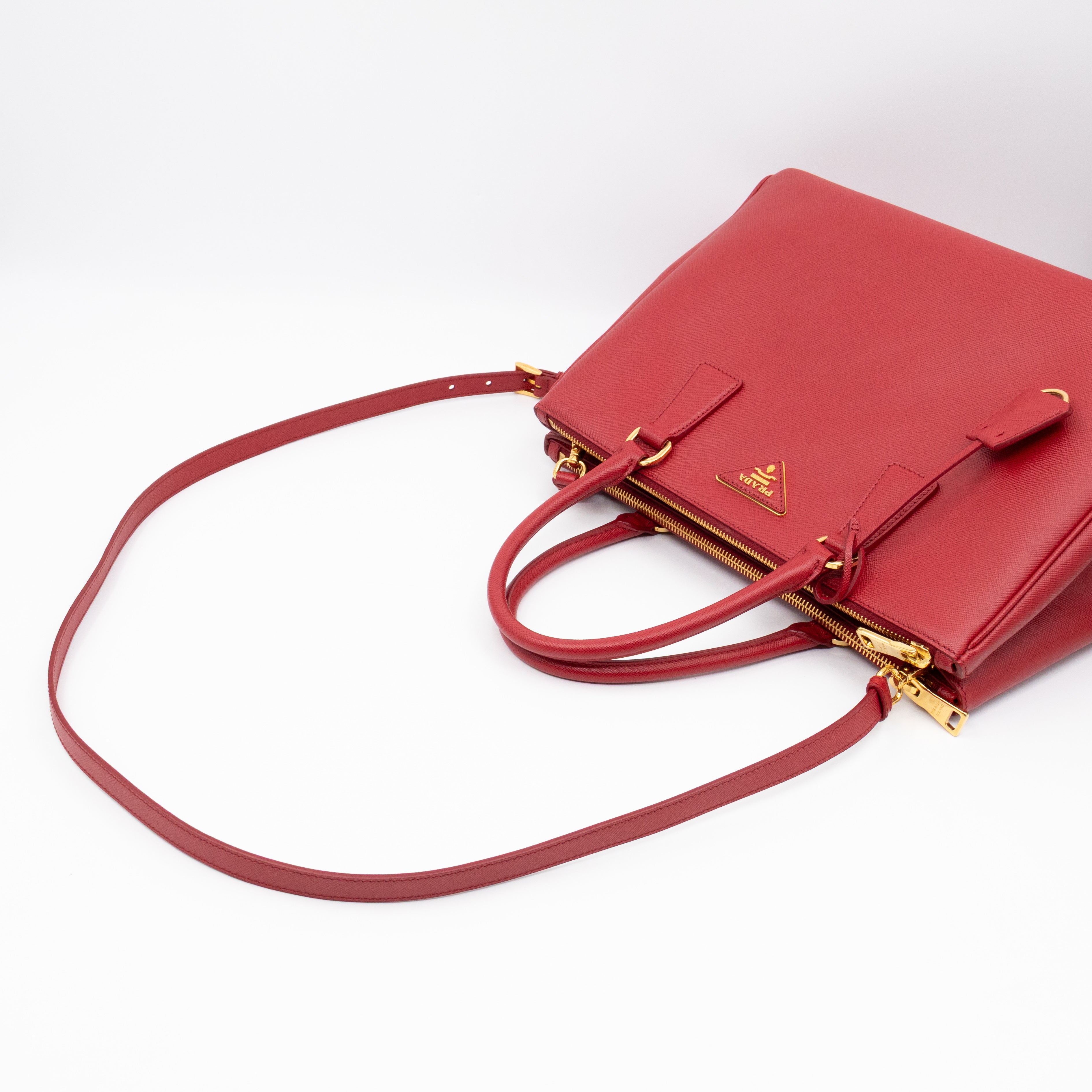 Galleria Large Double Zip Red Saffiano Leather
