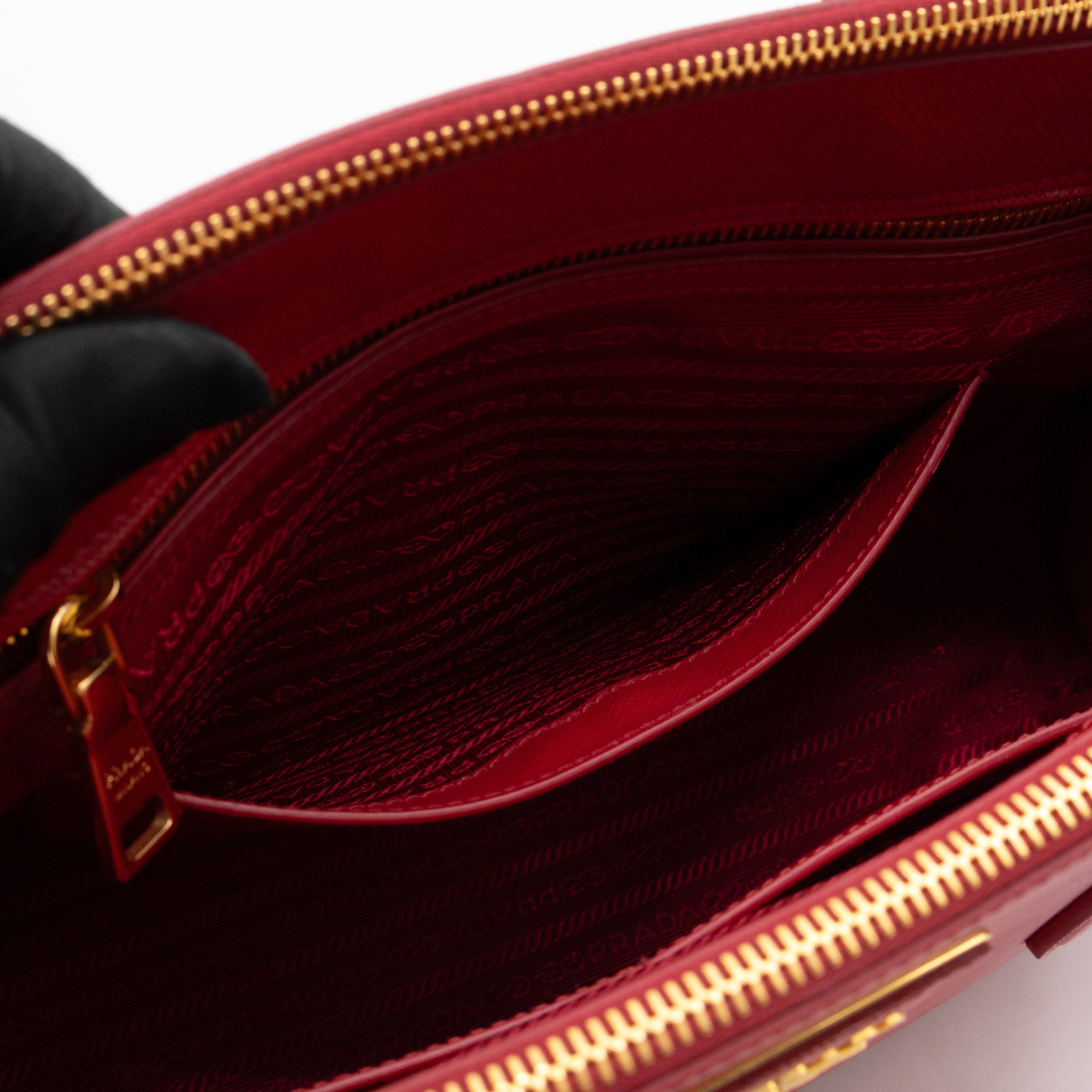 Galleria Large Double Zip Red Saffiano Leather
