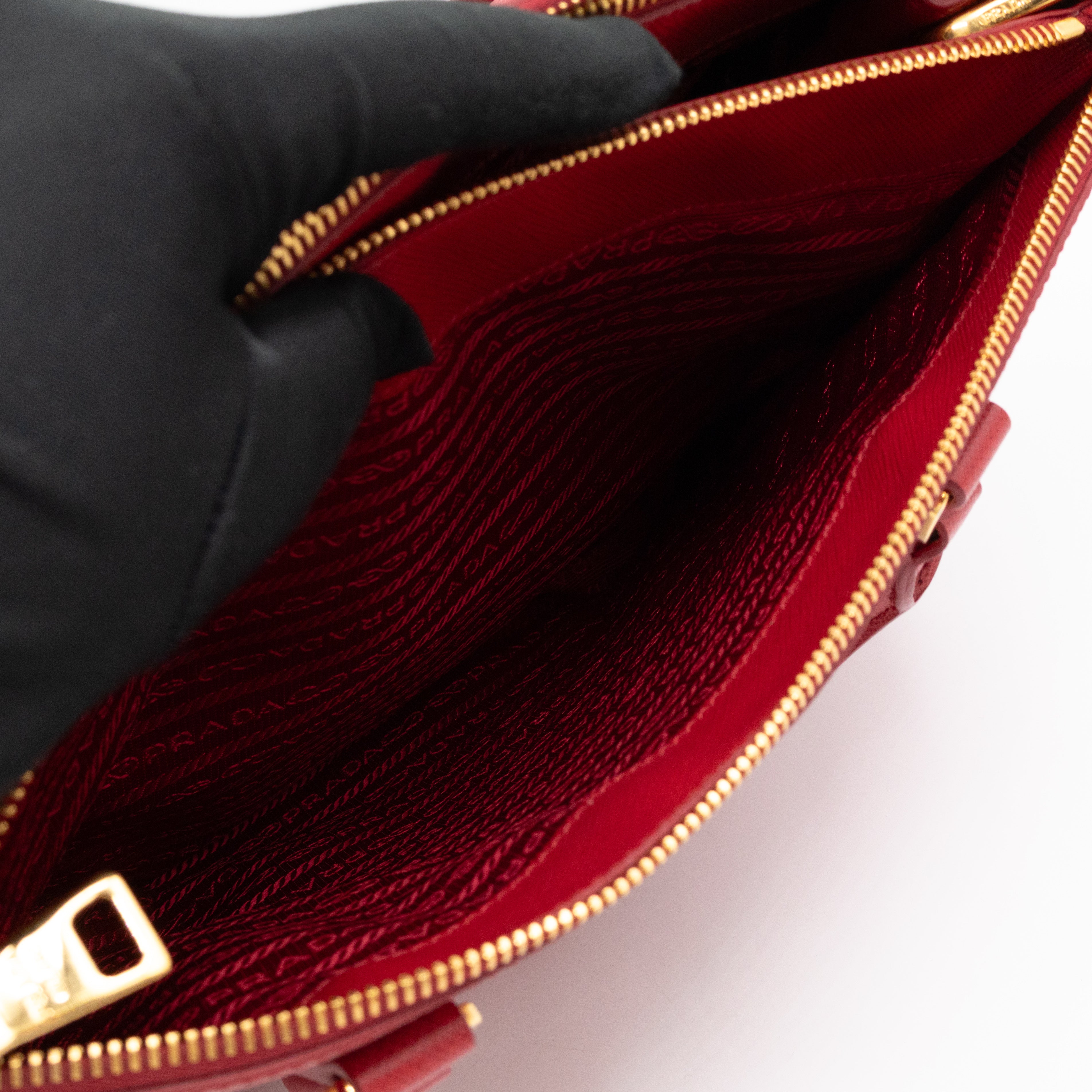Galleria Large Double Zip Red Saffiano Leather