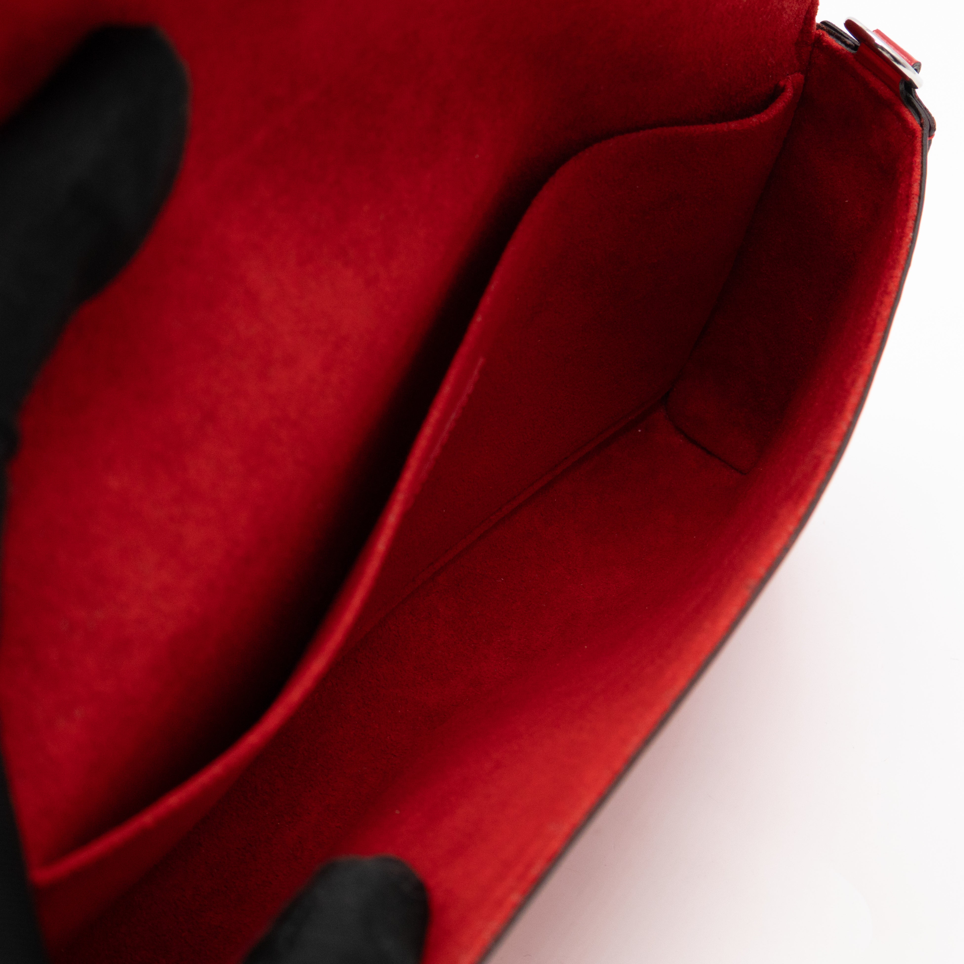Pochette Felicie Red Epi Leather