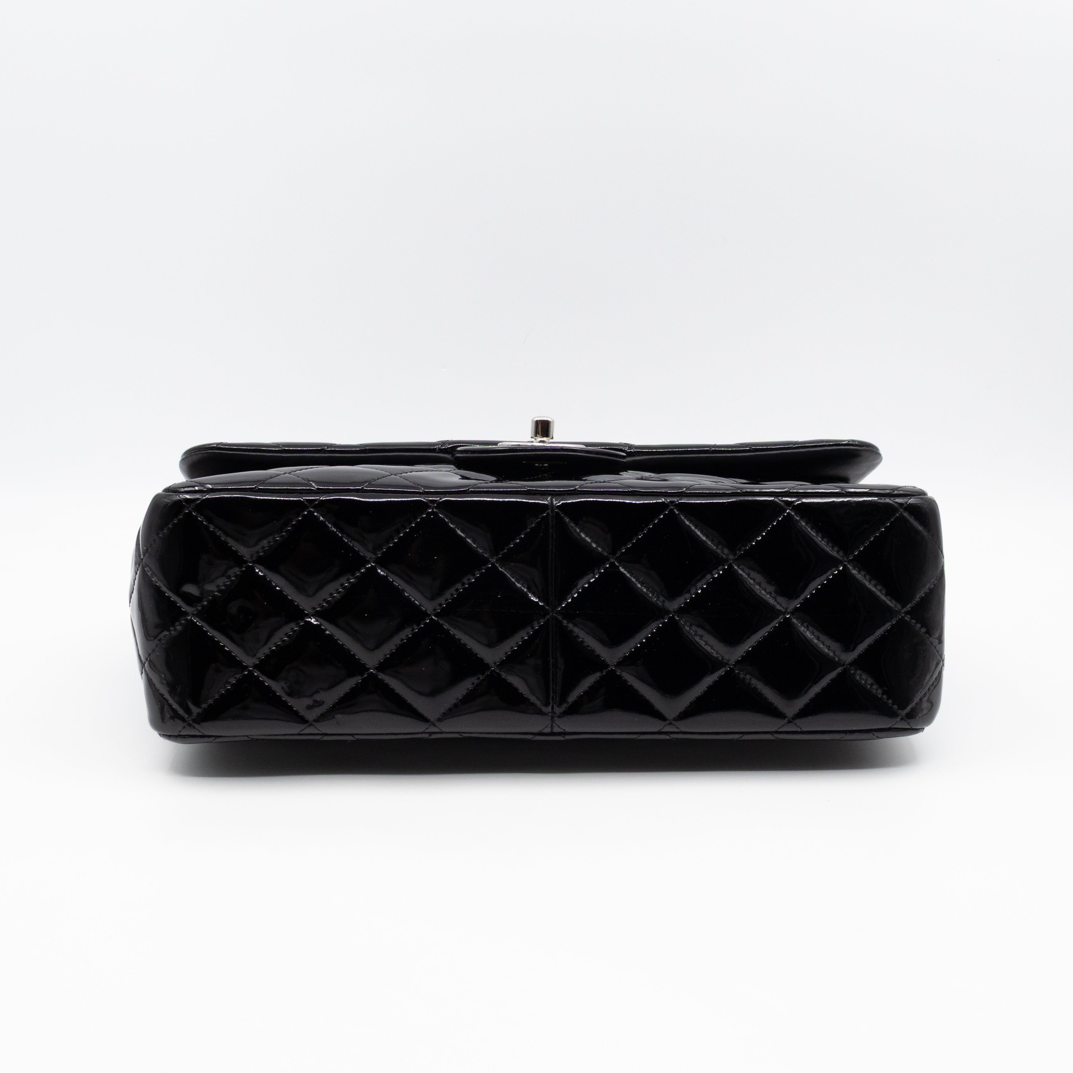 Classic Double Flap Jumbo Black Patent Leather