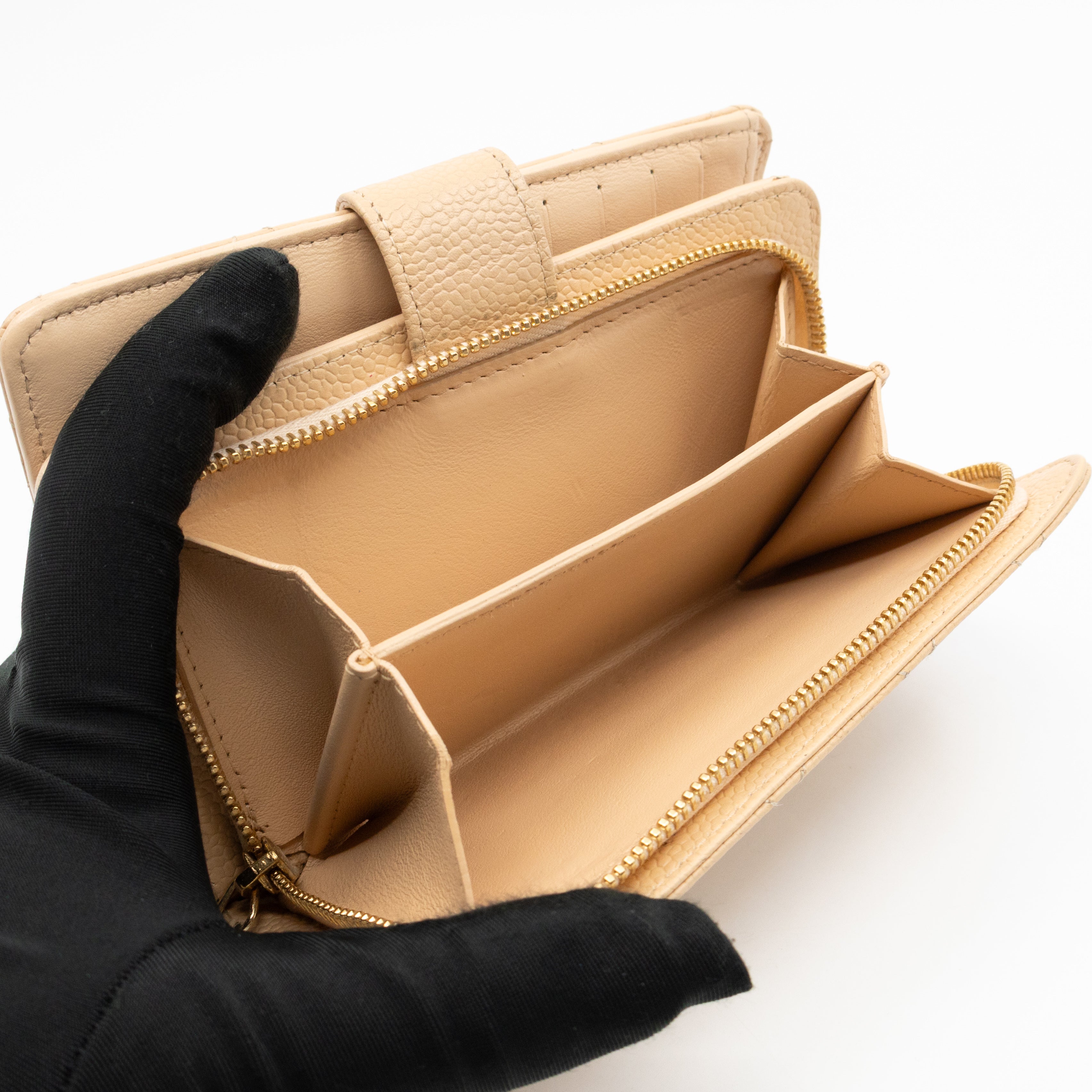 L-Zip French Wallet Beige Caviar Gold