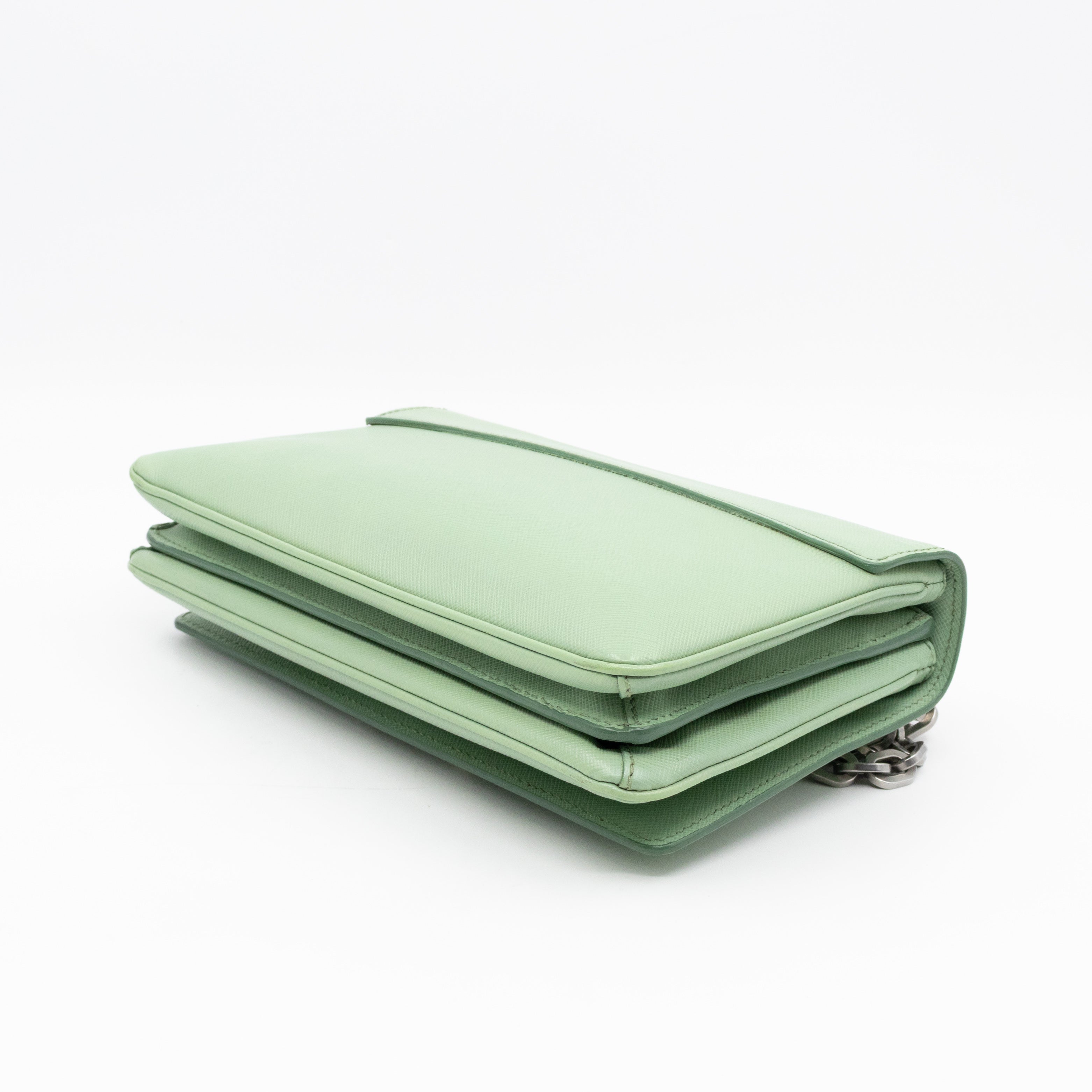 Chain Lock Flap Shoulder Bag Green Saffiano Leather
