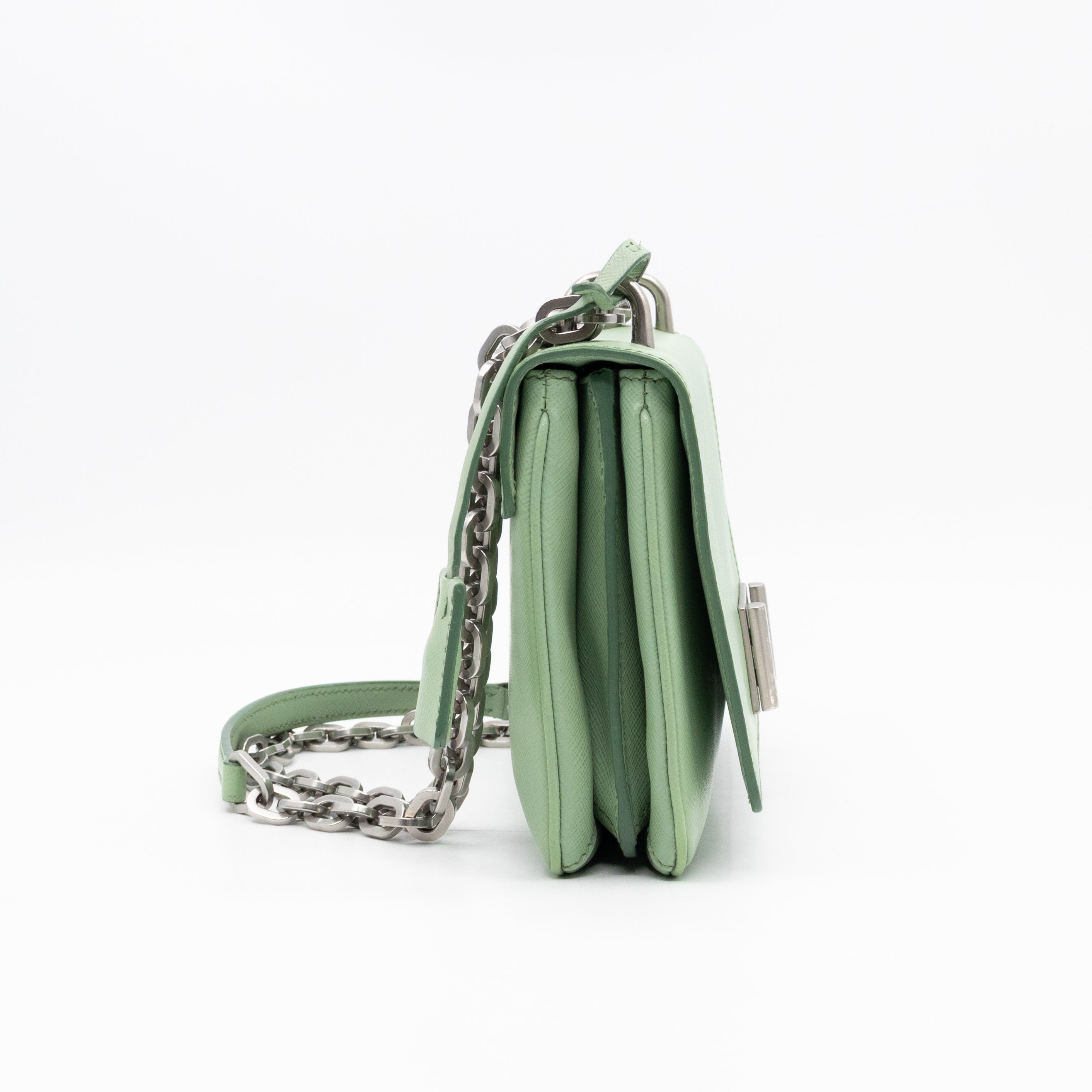 Chain Lock Flap Shoulder Bag Green Saffiano Leather