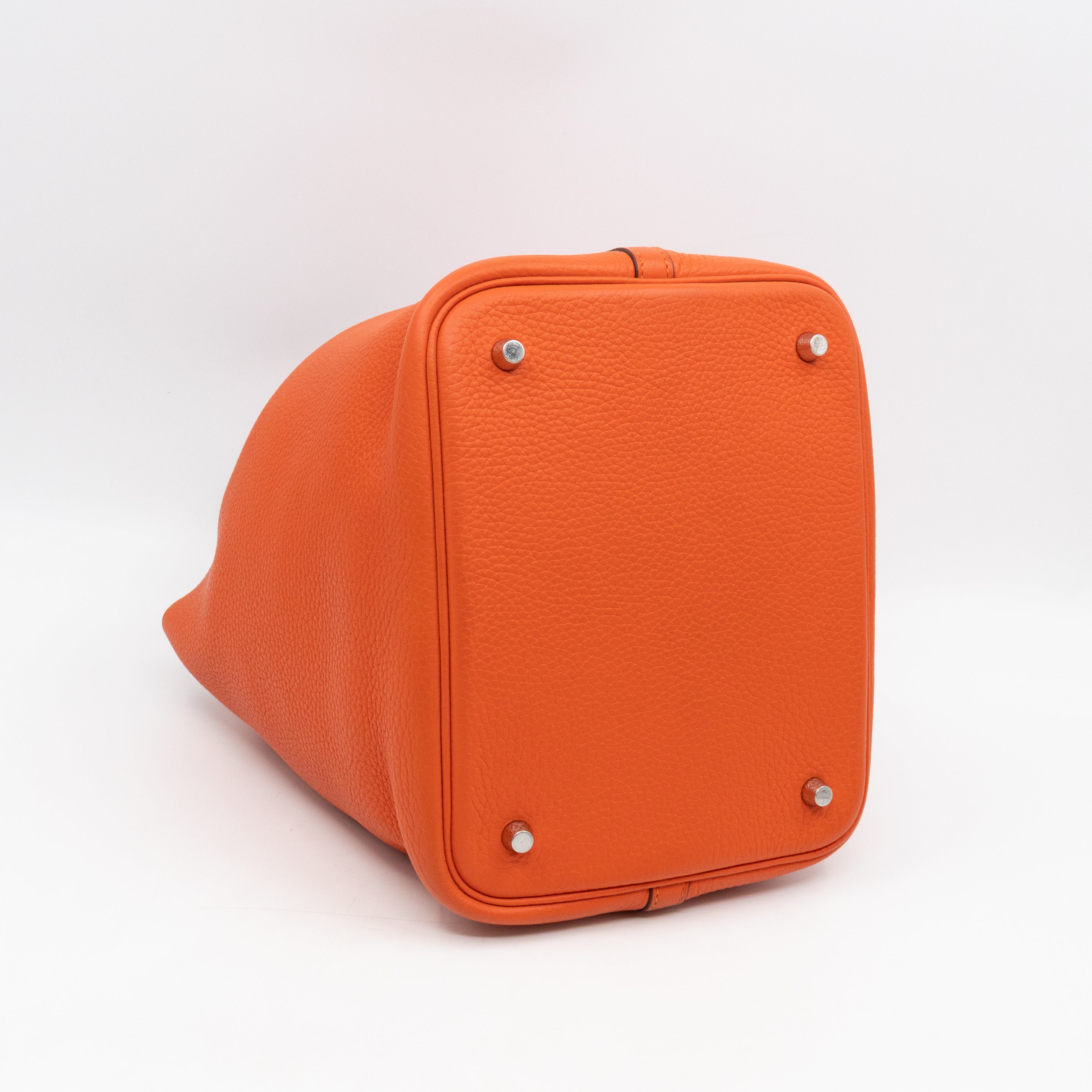 Picotin Lock 22 Orange Feu Taurillon Clemence