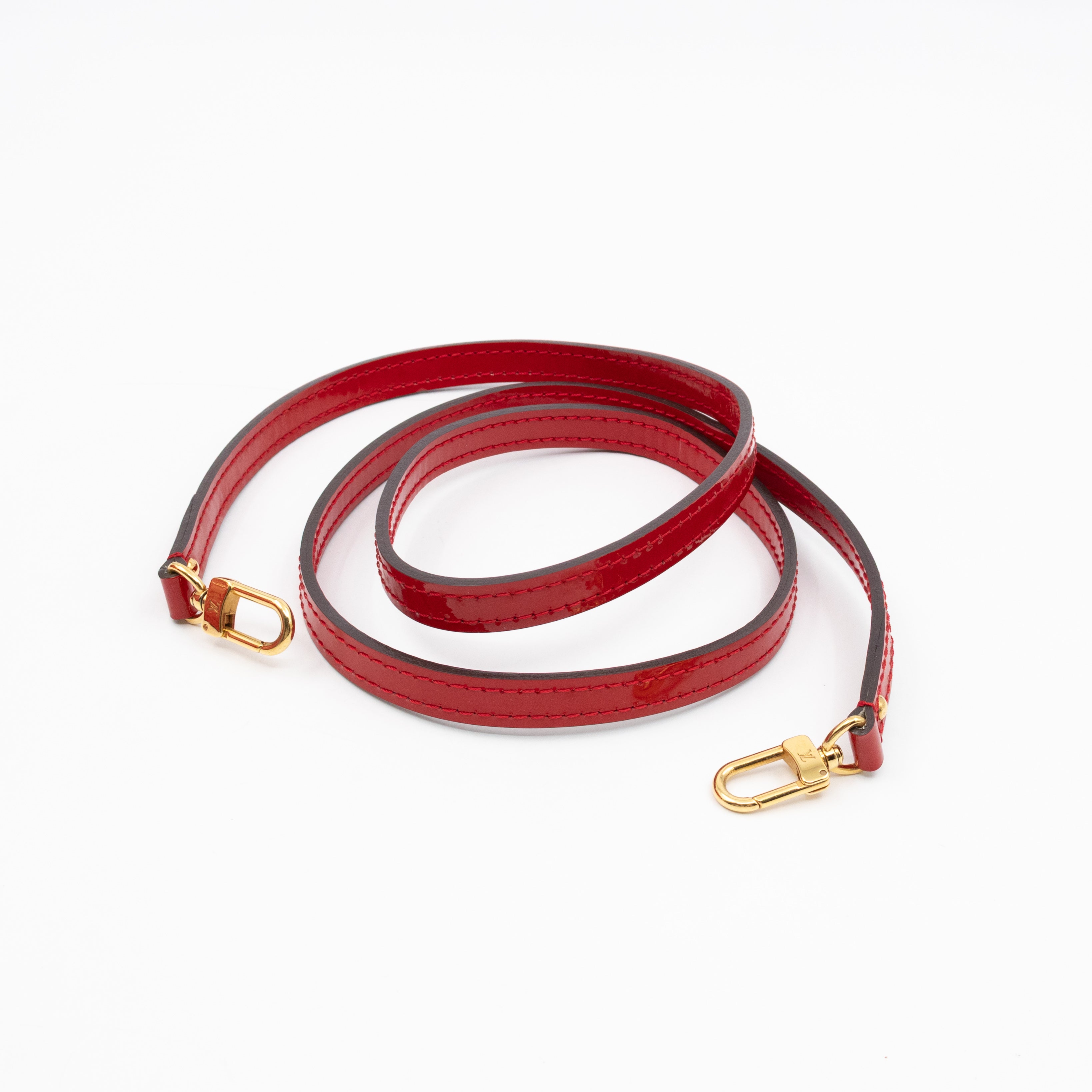 Alma BB Vernis Red