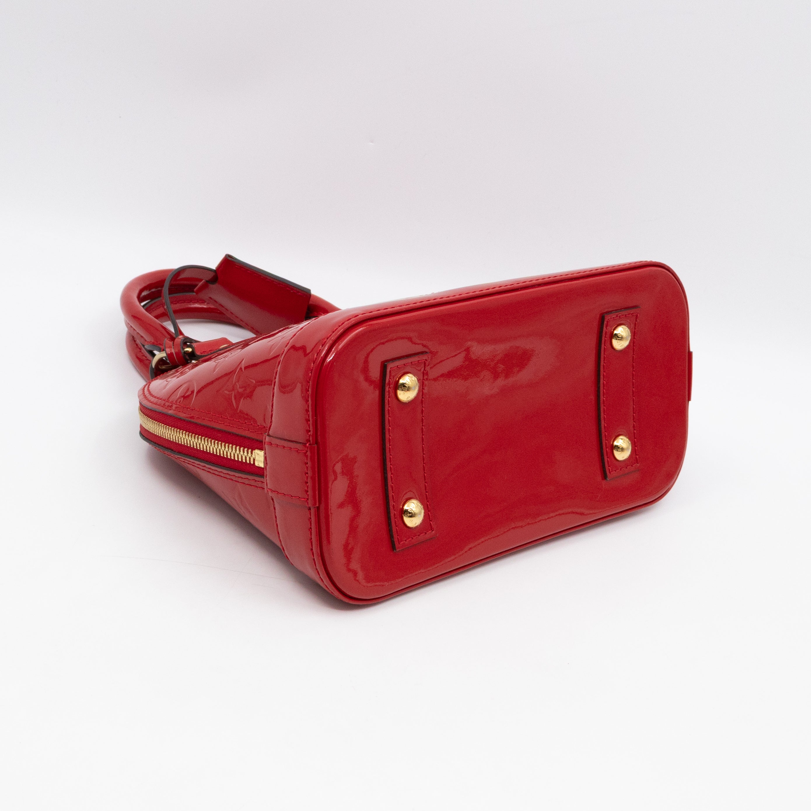 Alma BB Vernis Red