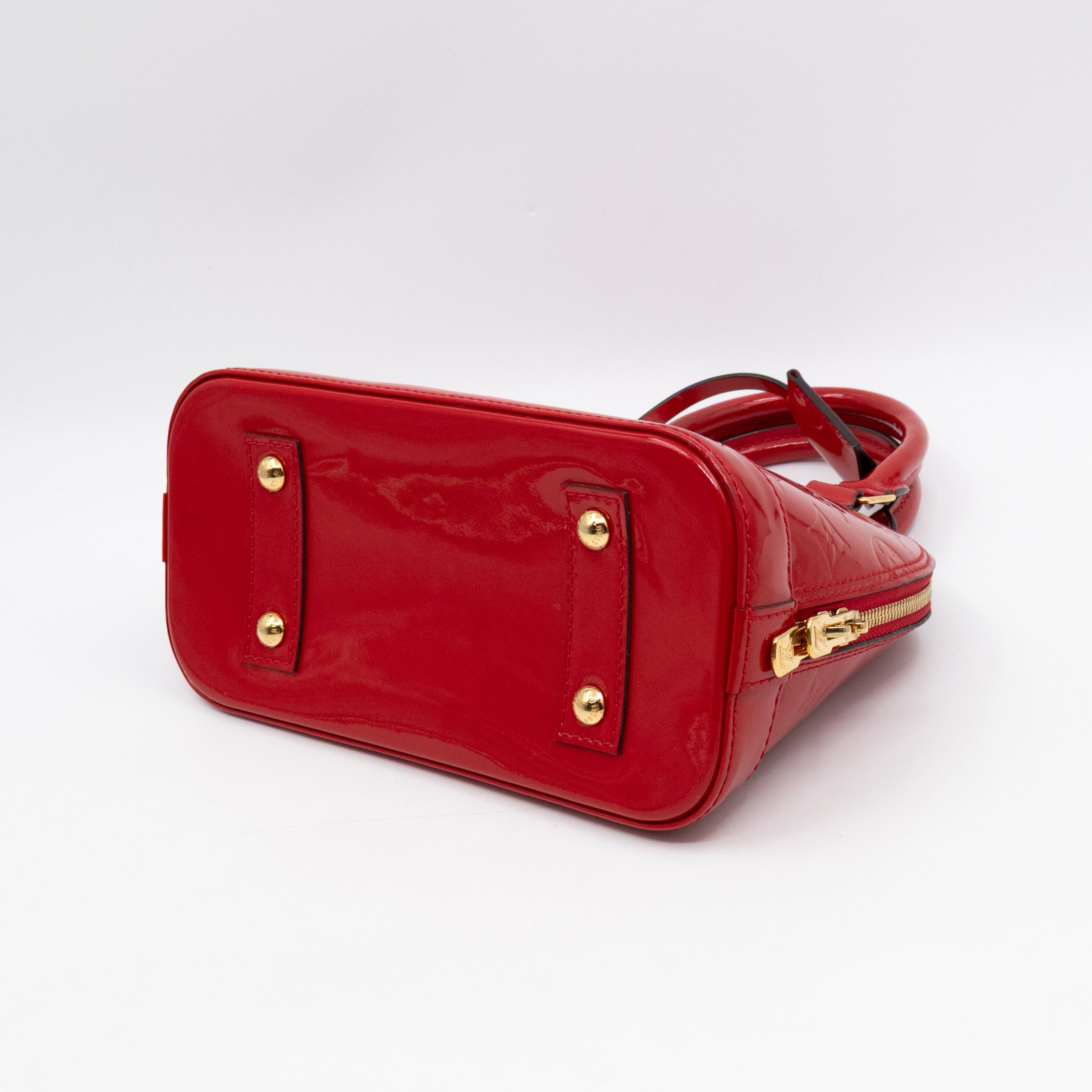 Alma BB Vernis Red