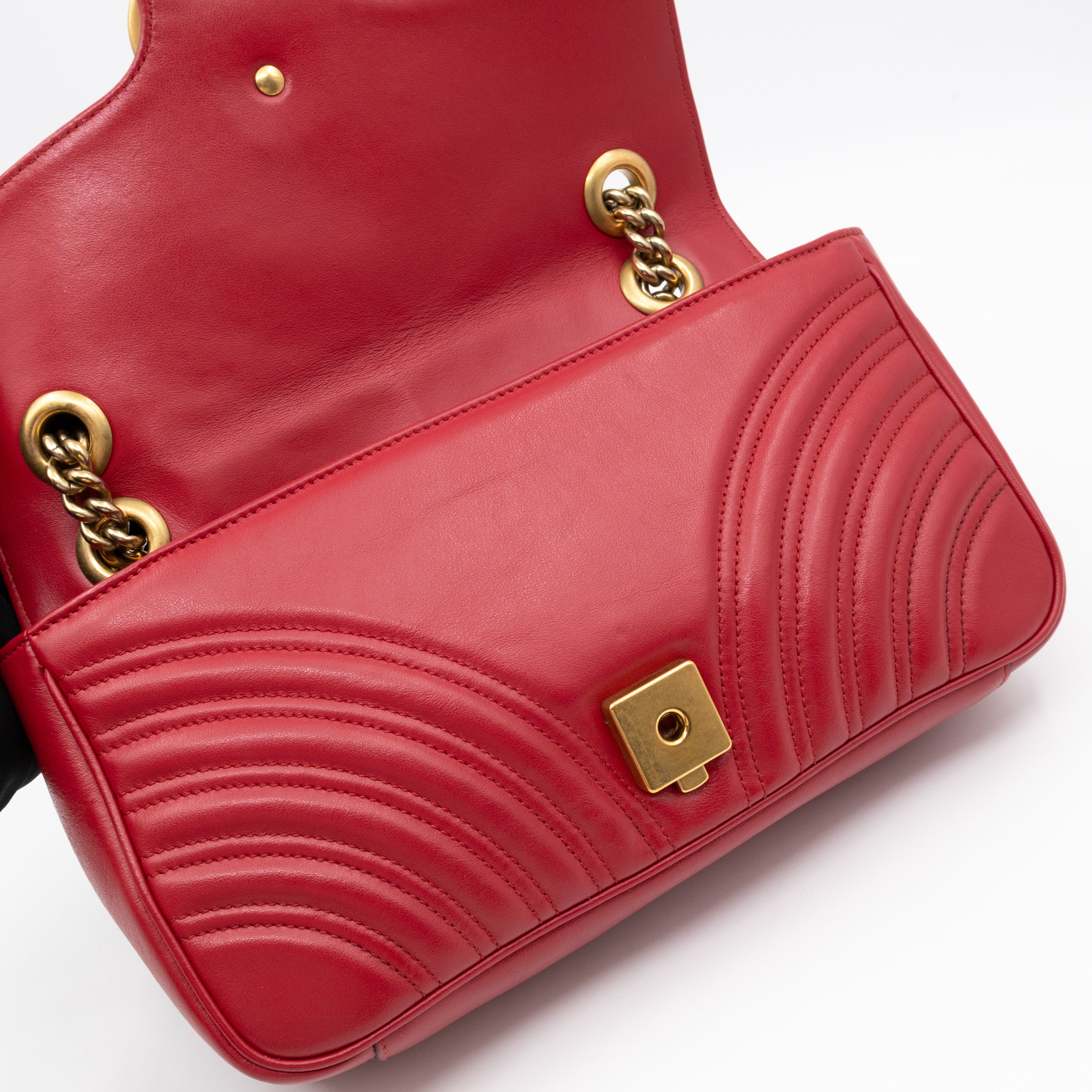 GG Marmont Small Flap Bag Red Matelasse Leather