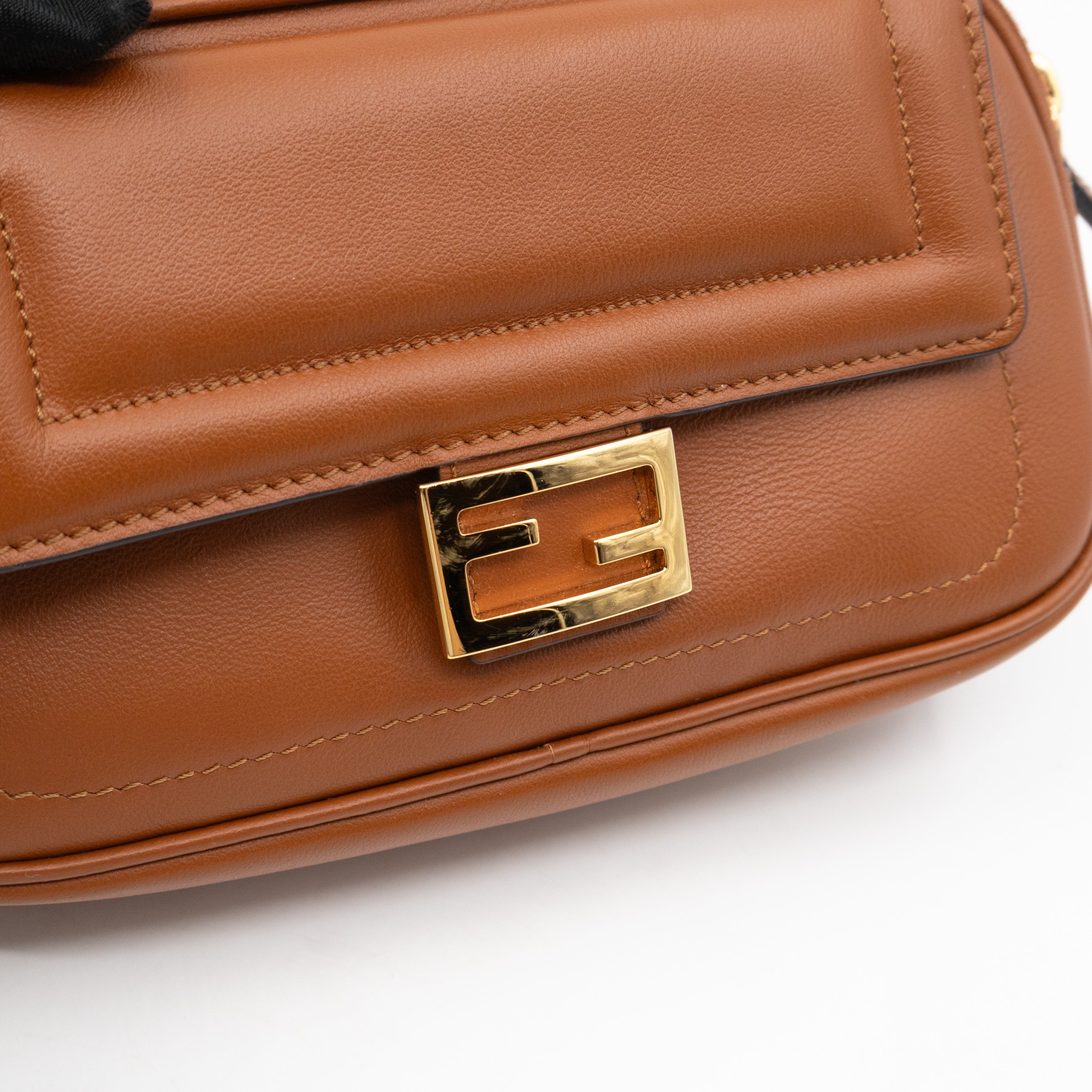 Easy 2 Baguette Matte Brandy Leather