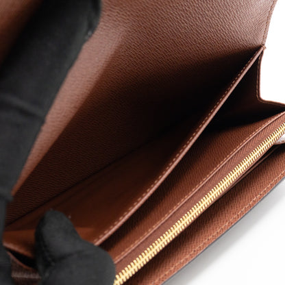 Sarah Wallet Monogram Brown