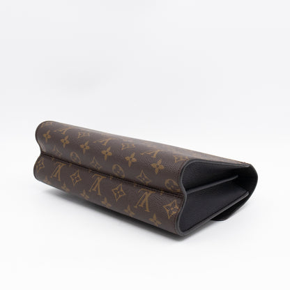 Victoire Monogram Black