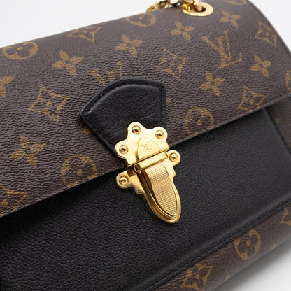Victoire Monogram Black