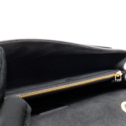 Victoire Monogram Black