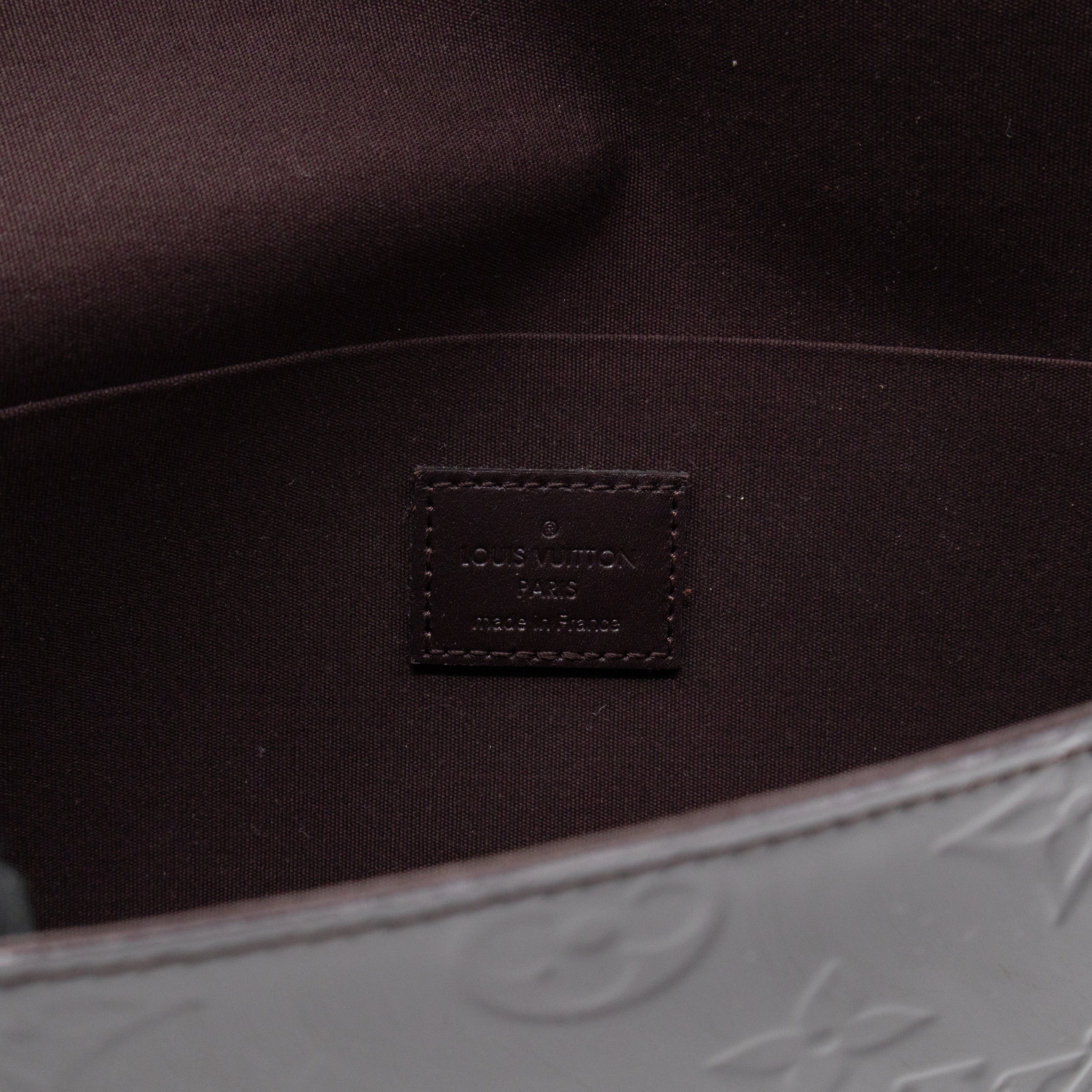 Pochette Felicie Vernis Amarante