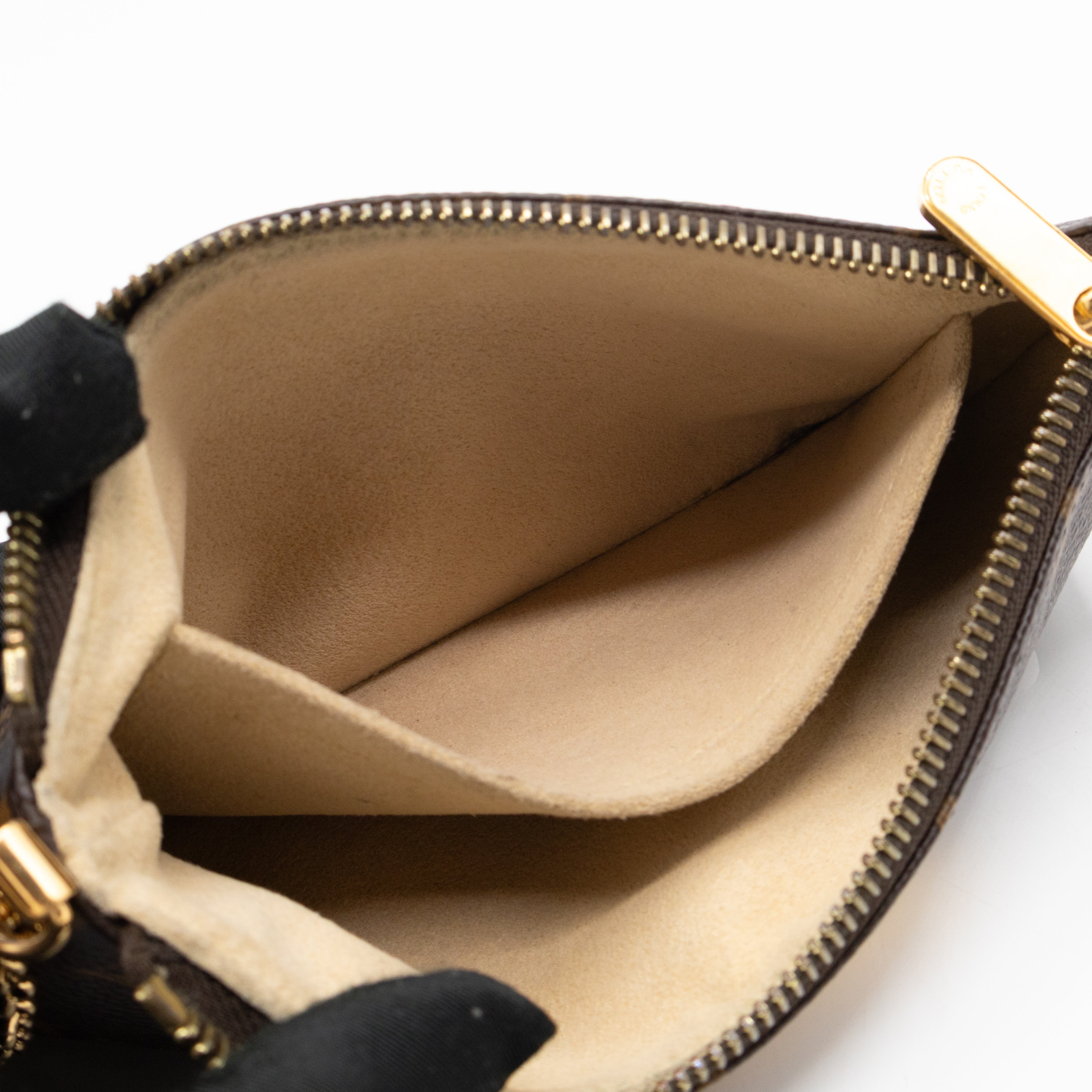 Pochette Milla MM Monogram