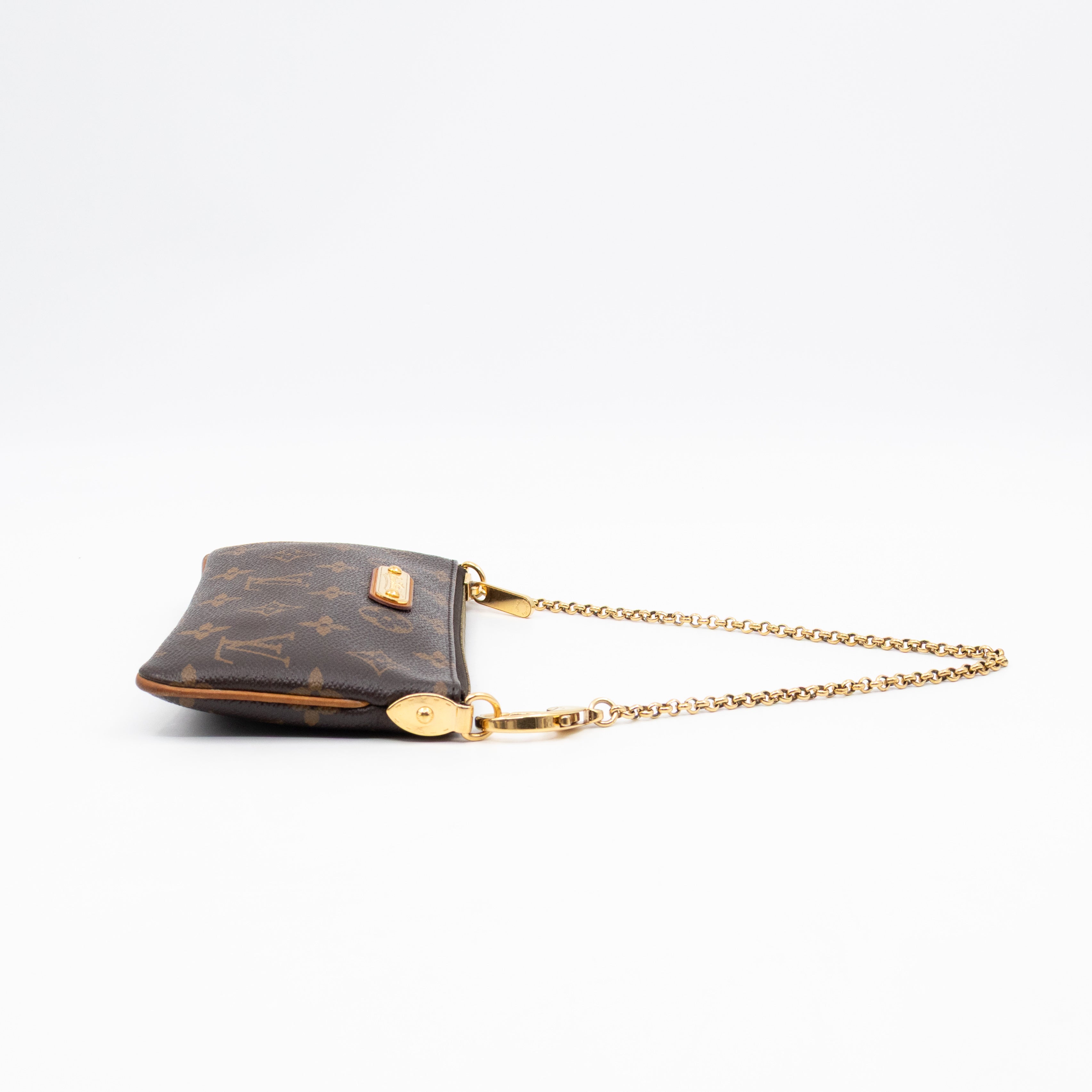 Pochette Milla MM Monogram