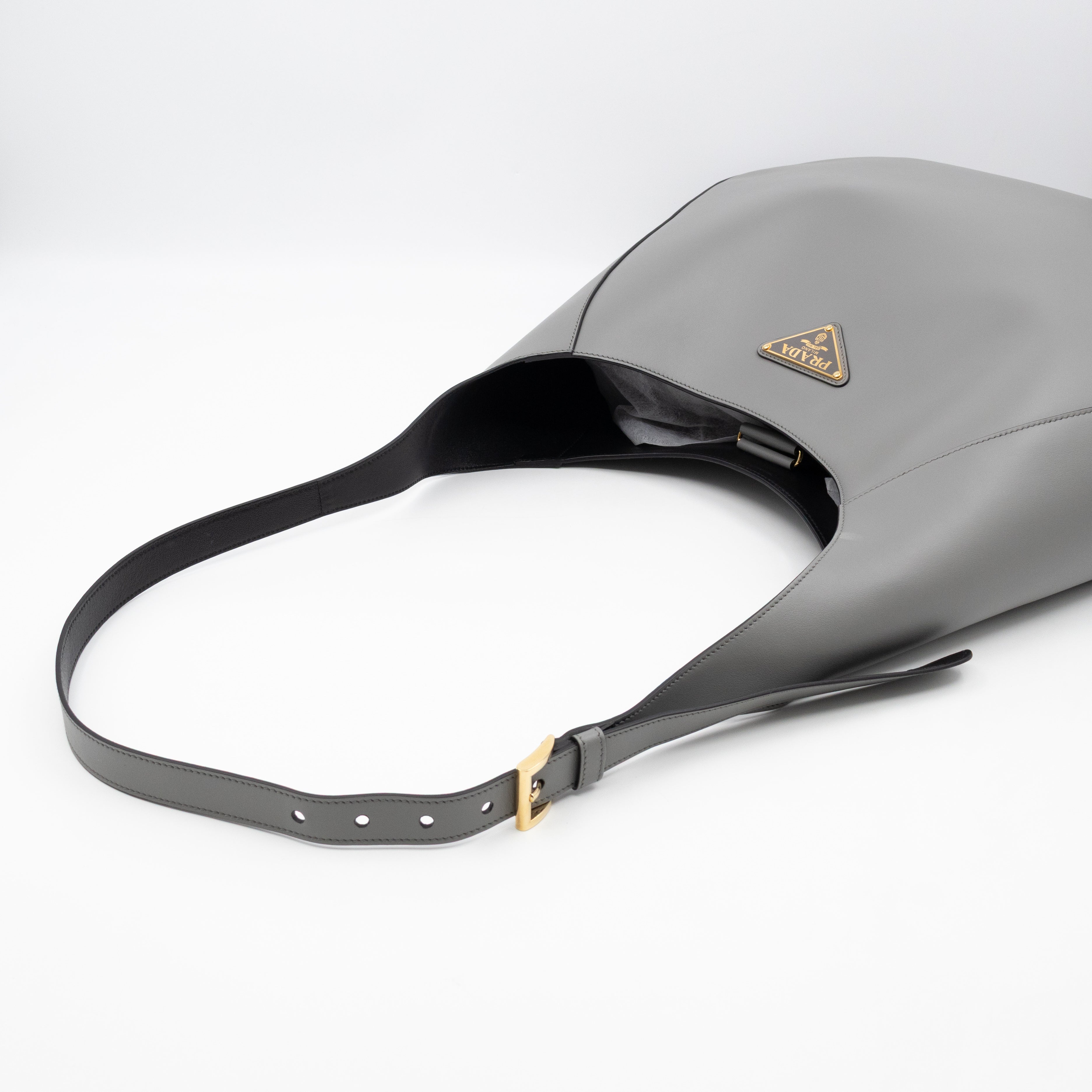 City Large Hobo Bag Ardesia Smooth Leather
