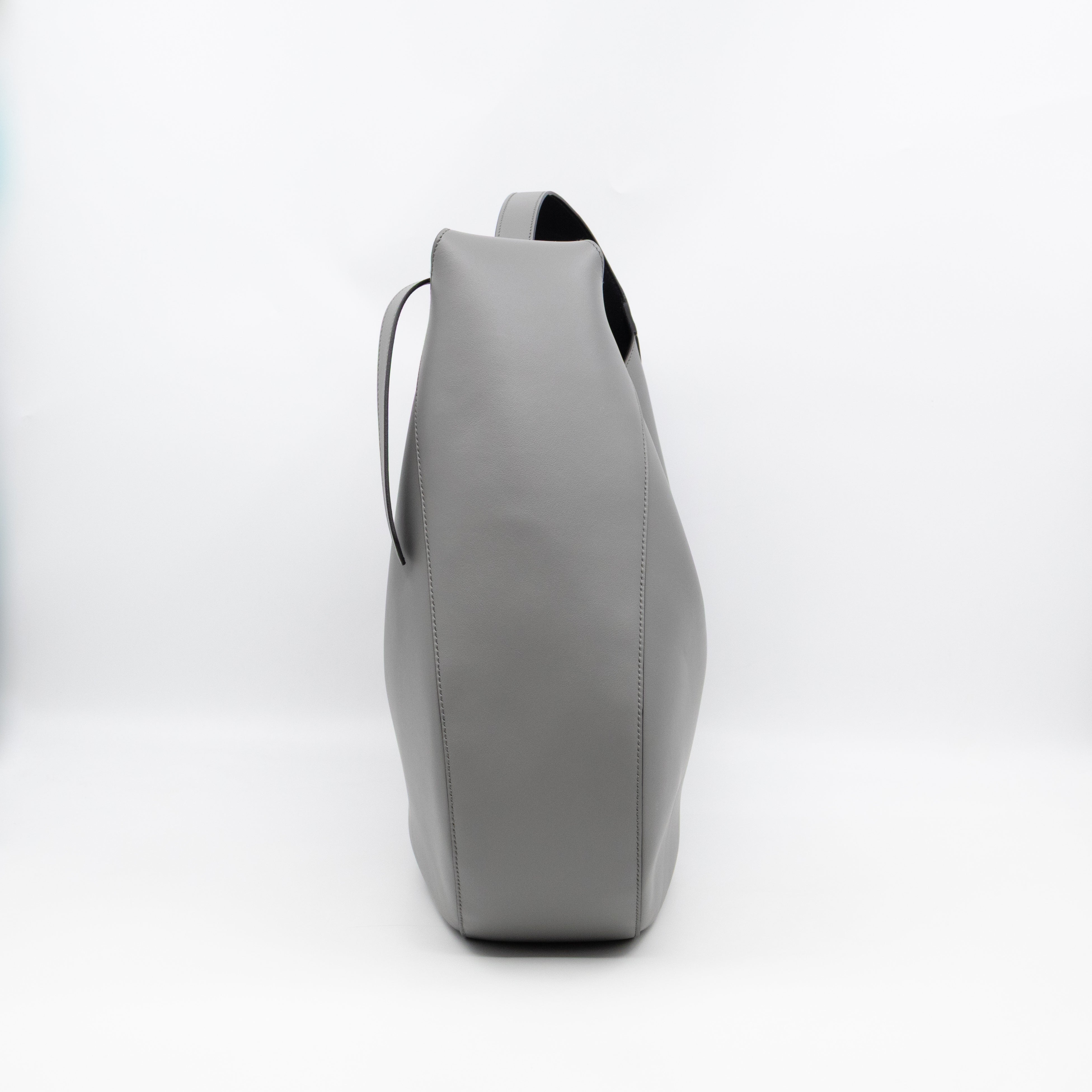 City Large Hobo Bag Ardesia Smooth Leather