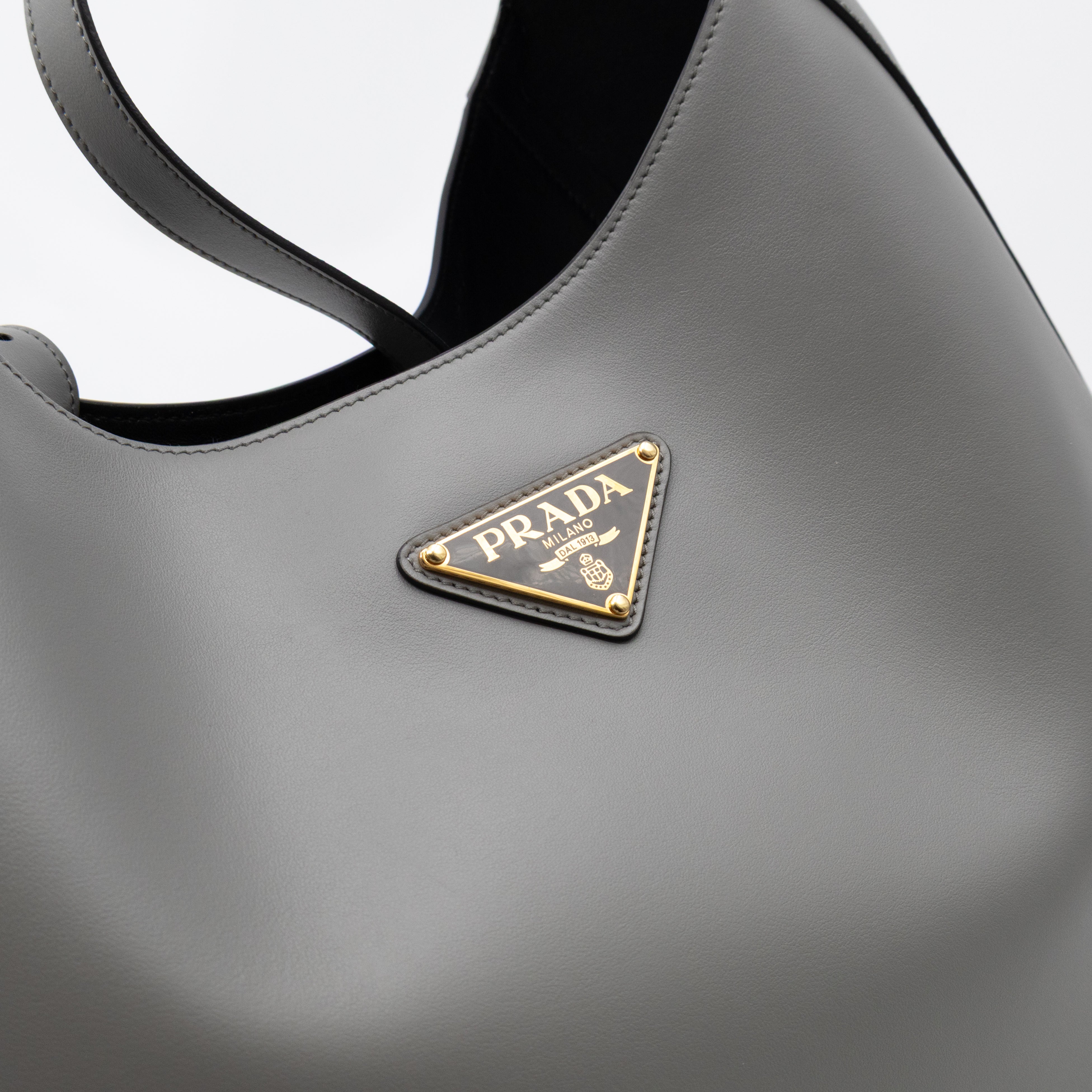 City Large Hobo Bag Ardesia Smooth Leather