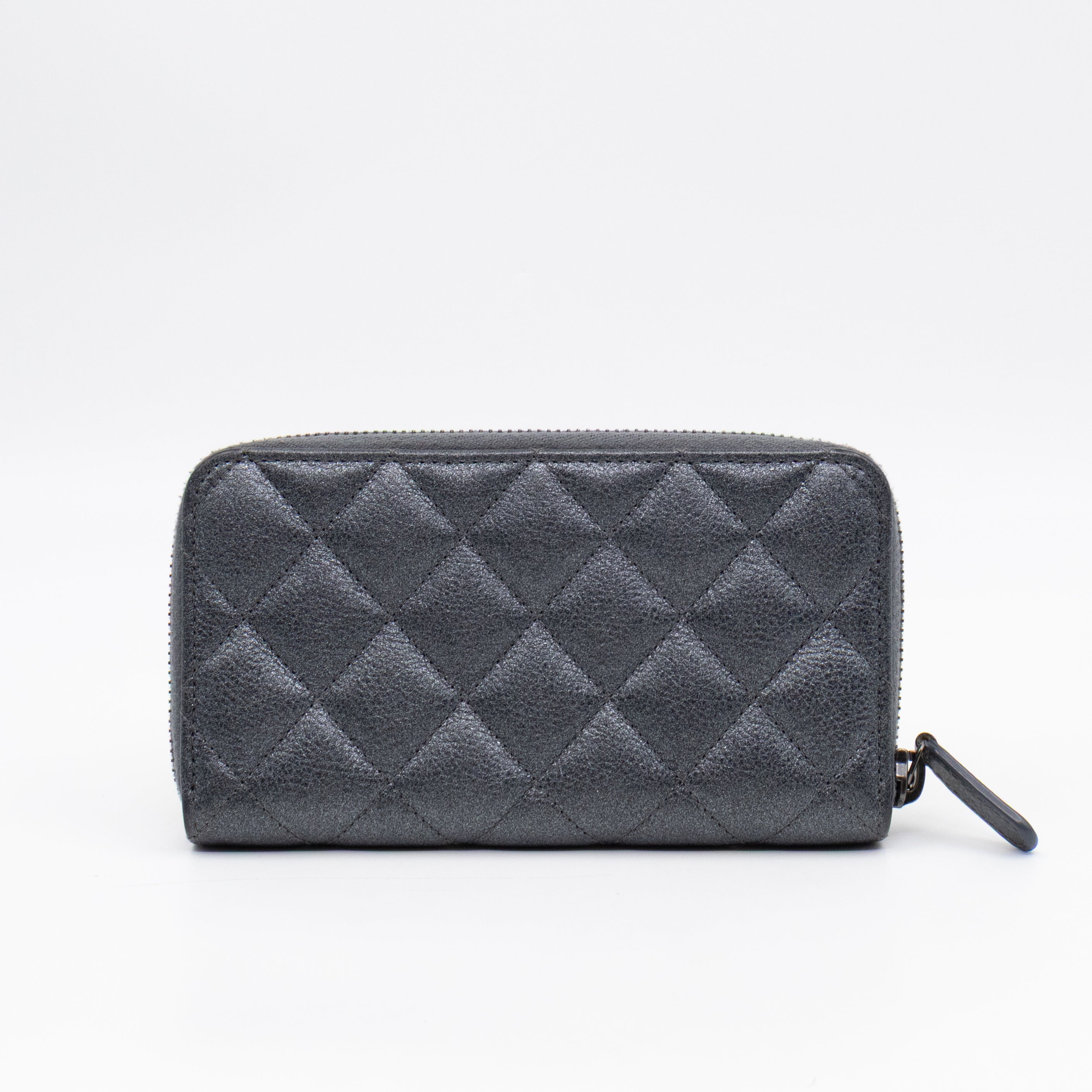 Medium Zipped Wallet Grey Metallic Leather