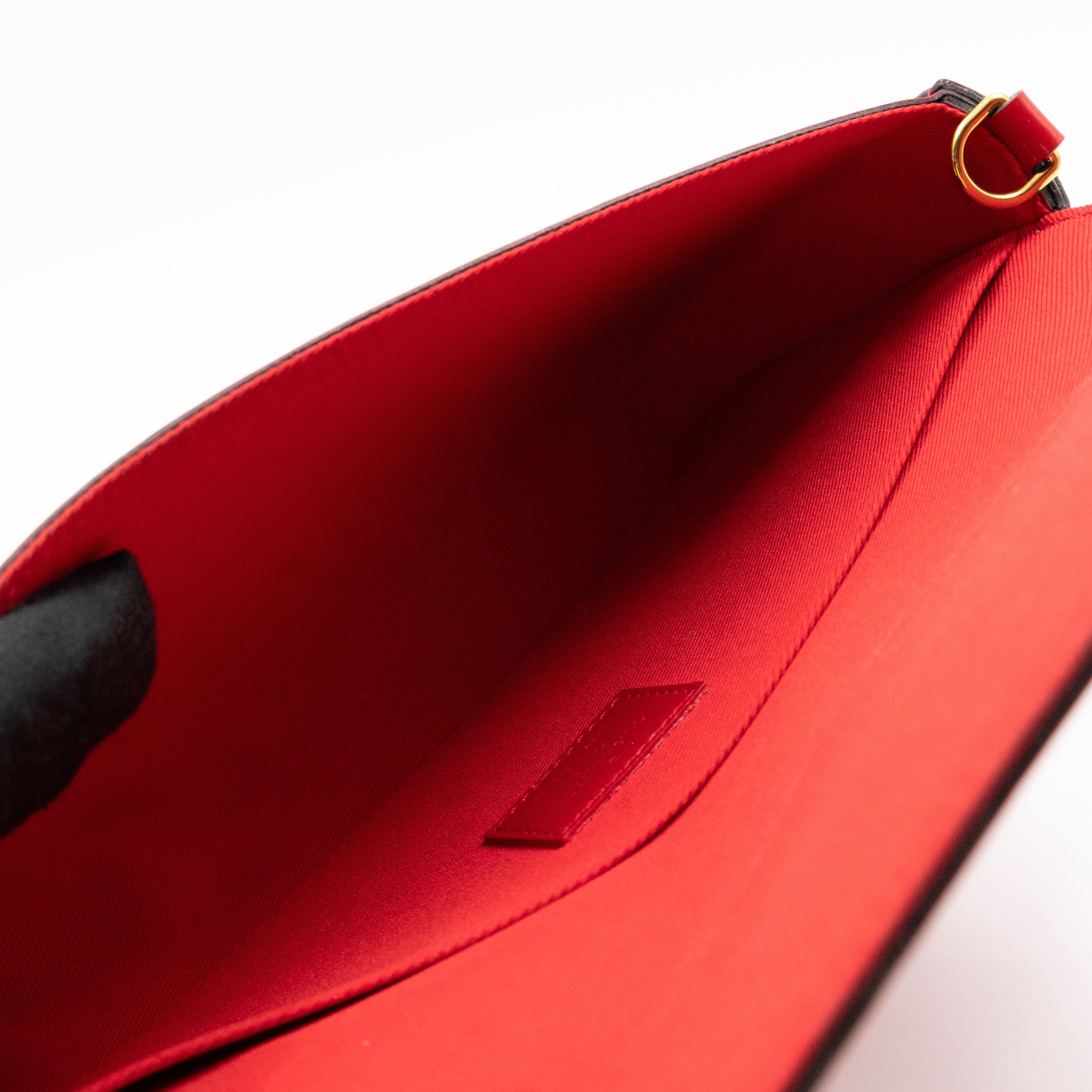 Pochette Felicie Vernis Red