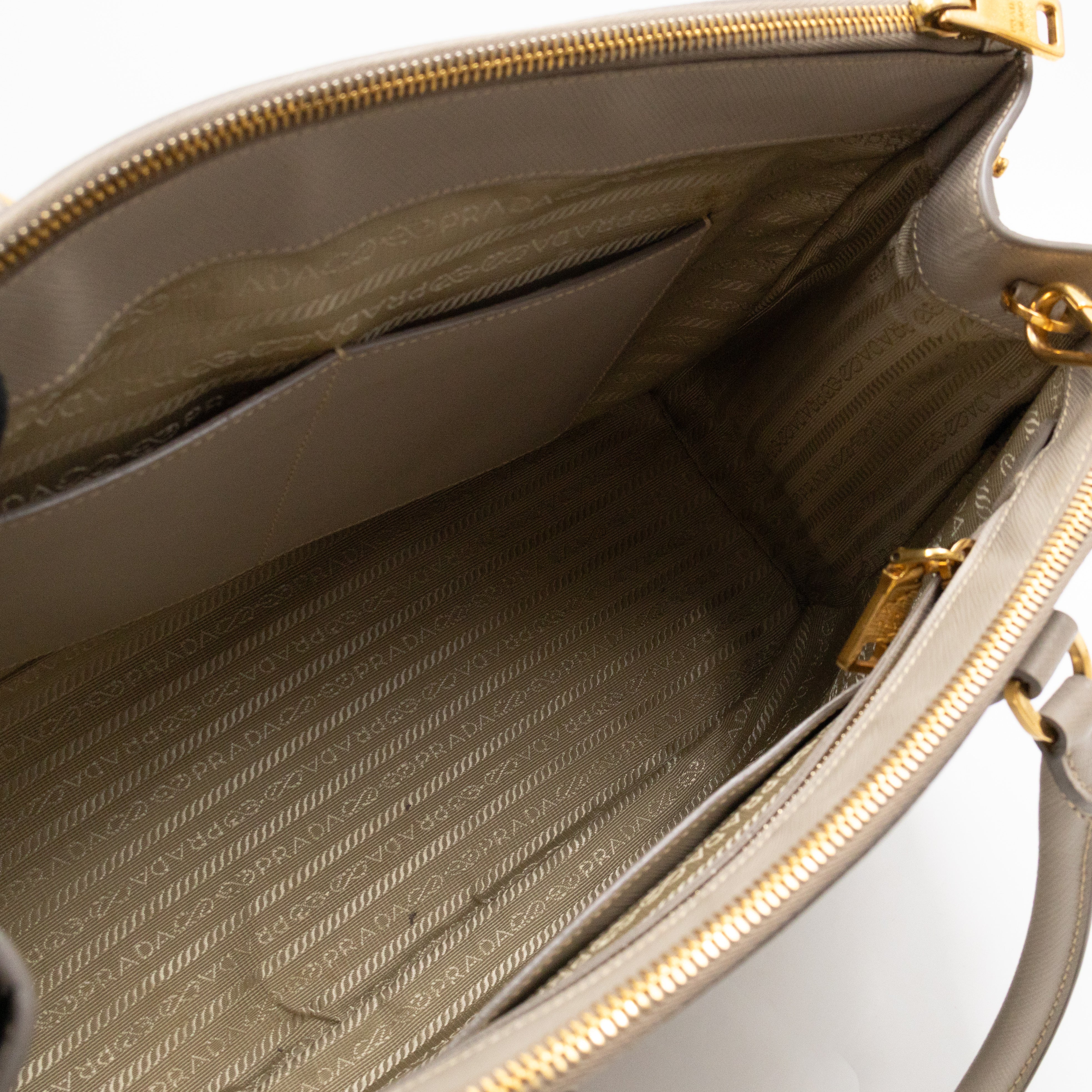Galleria Large Double Zip Grey Taupe Saffiano Leather