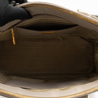 Galleria Large Double Zip Grey Taupe Saffiano Leather